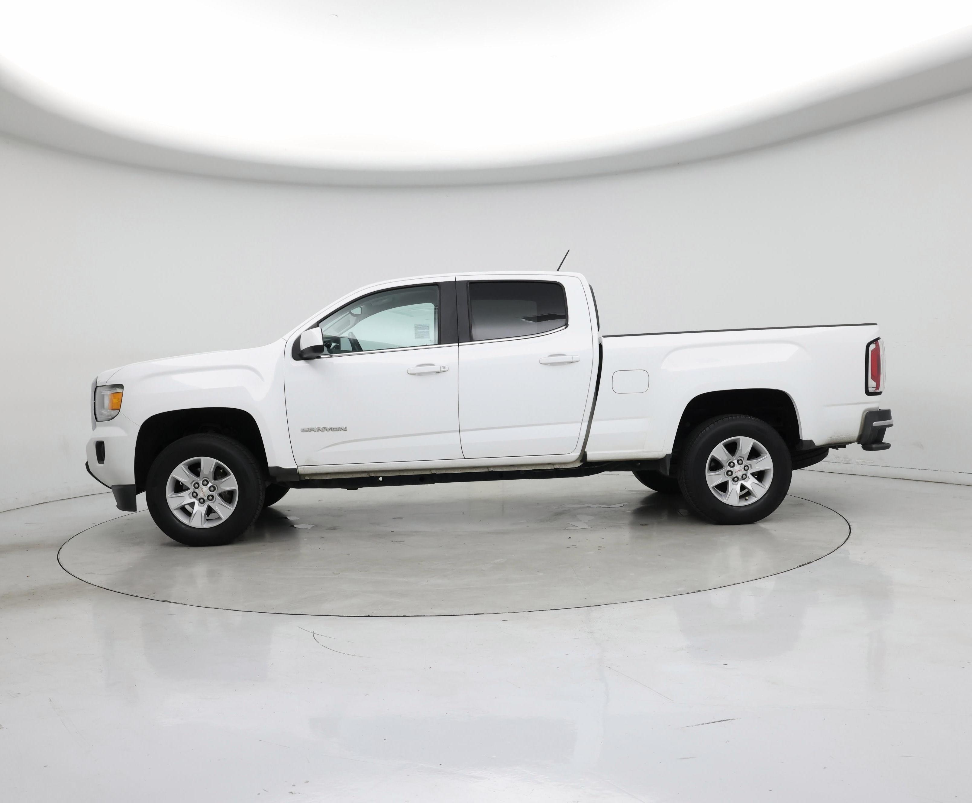Thumbnail: 2016 GMC Canyon - 3