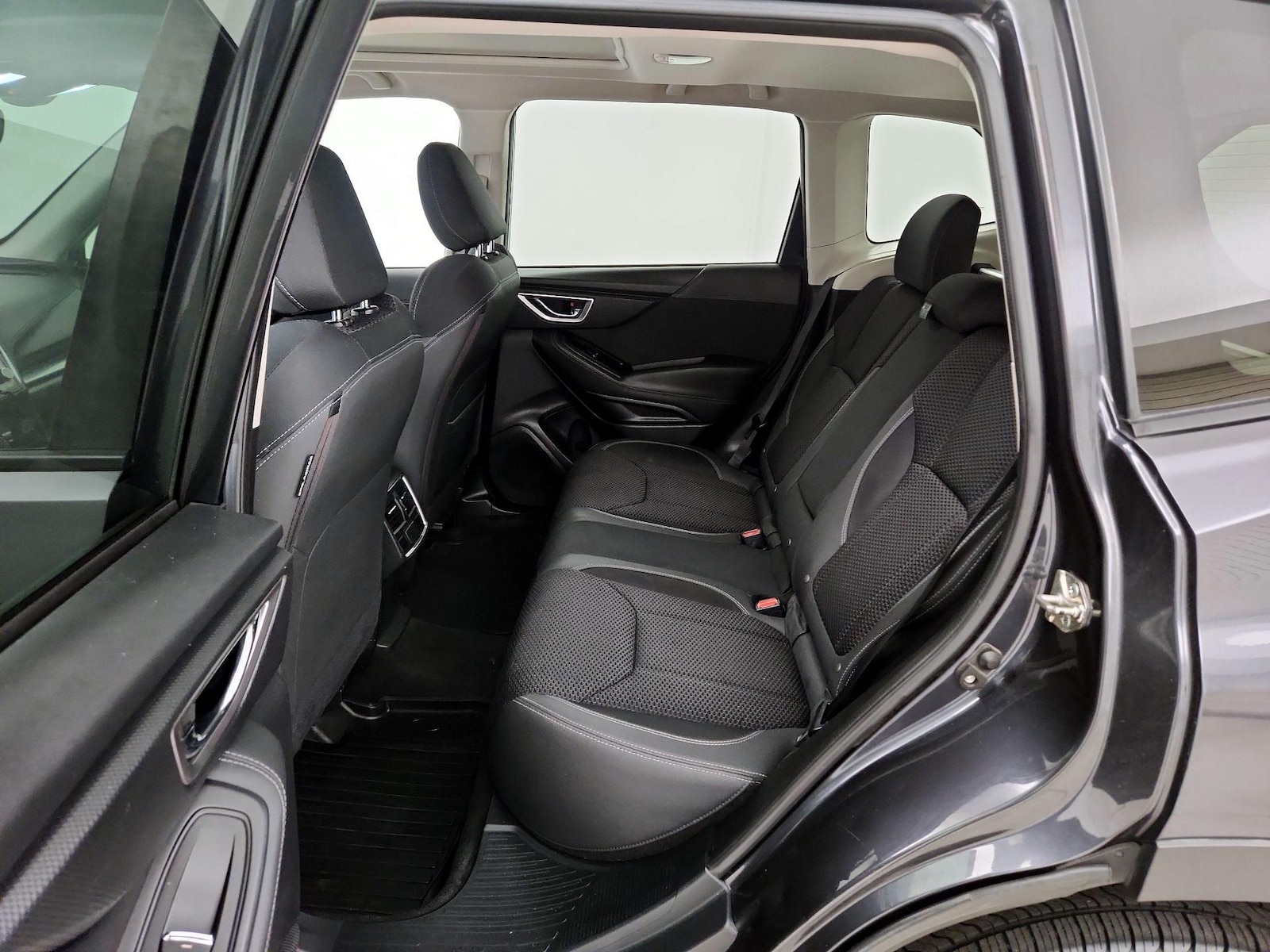 2019 Subaru Forester Premium - Photo 21
