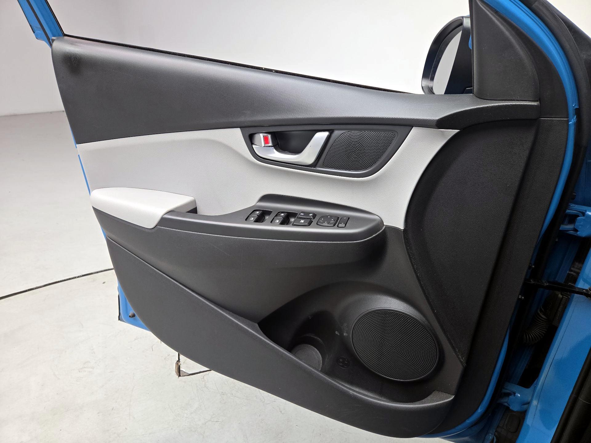 Thumbnail: 2022 Hyundai Kona - 12