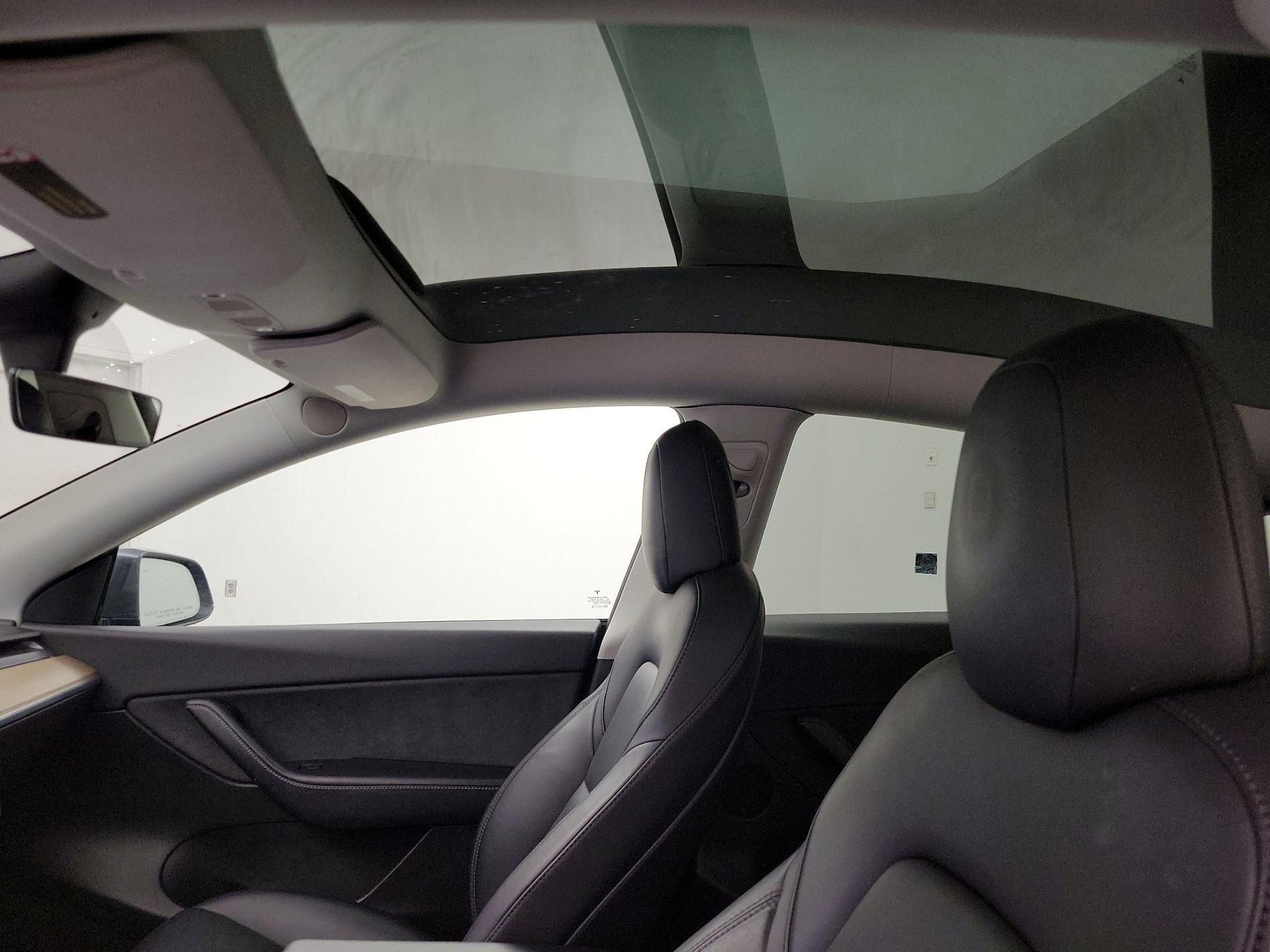 Thumbnail: 2022 Tesla Model Y - 19
