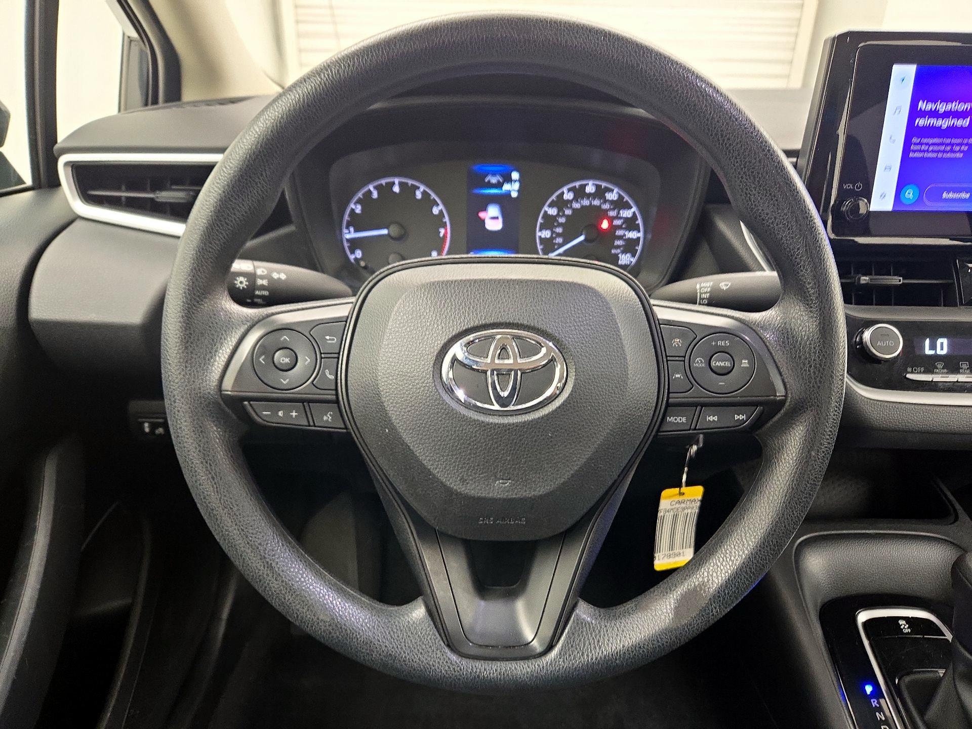 Thumbnail: 2023 Toyota Corolla - 10
