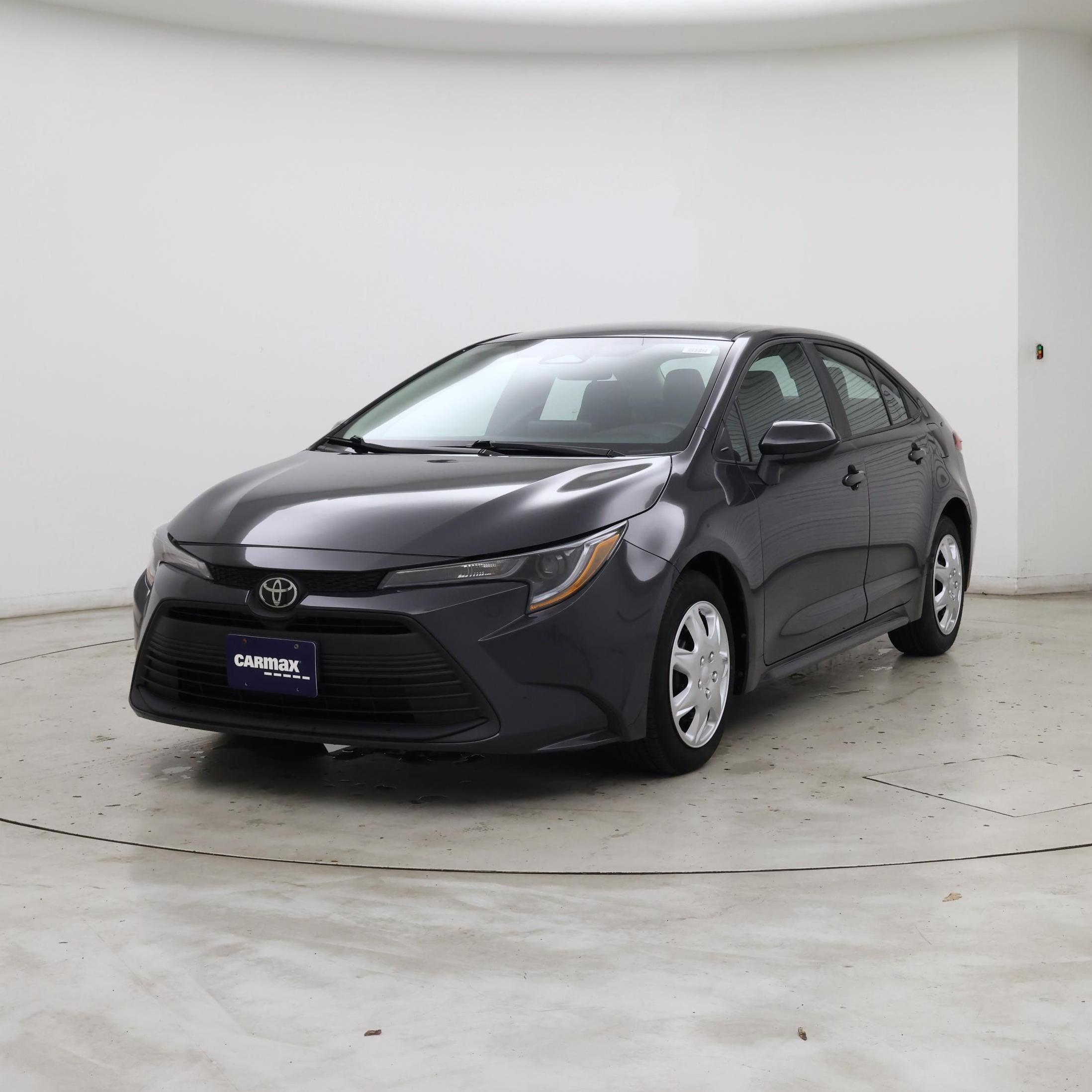 Thumbnail: 2023 Toyota Corolla - 4