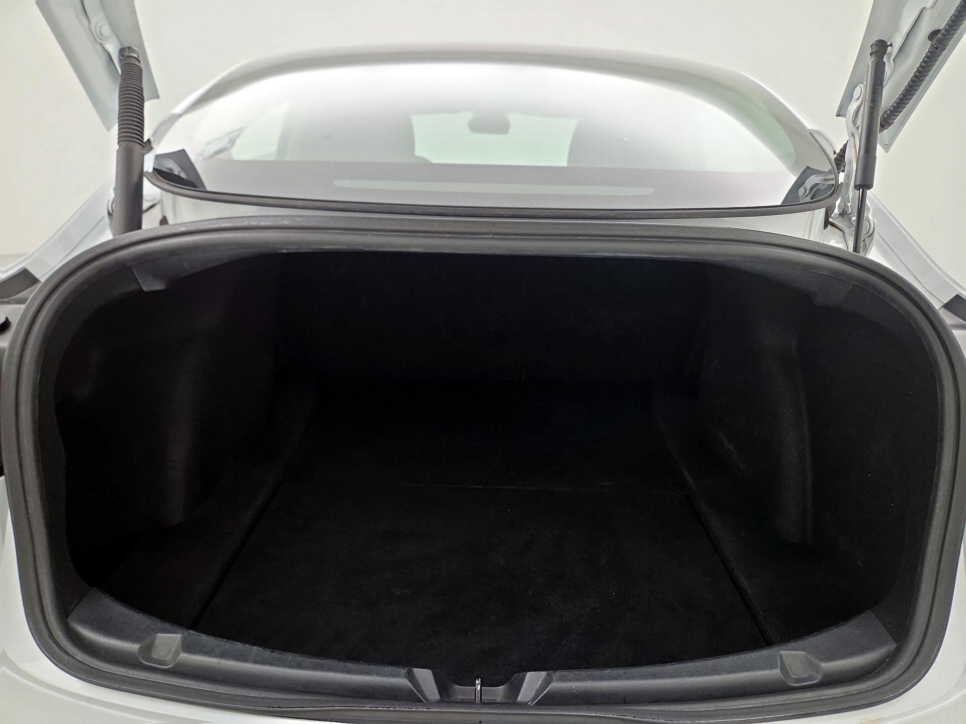 Thumbnail: 2022 Tesla Model 3 - 20