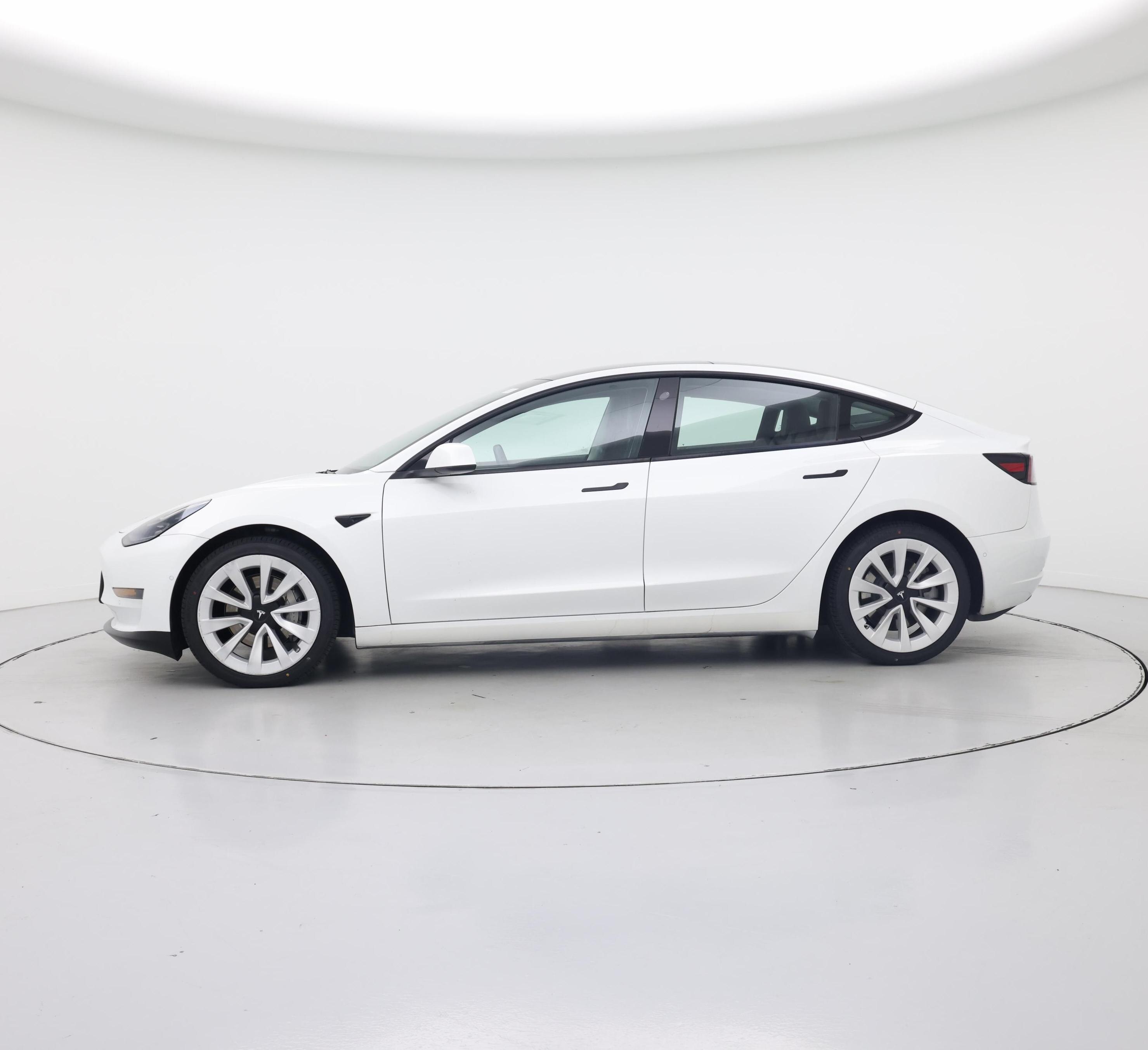 Thumbnail: 2022 Tesla Model 3 - 3