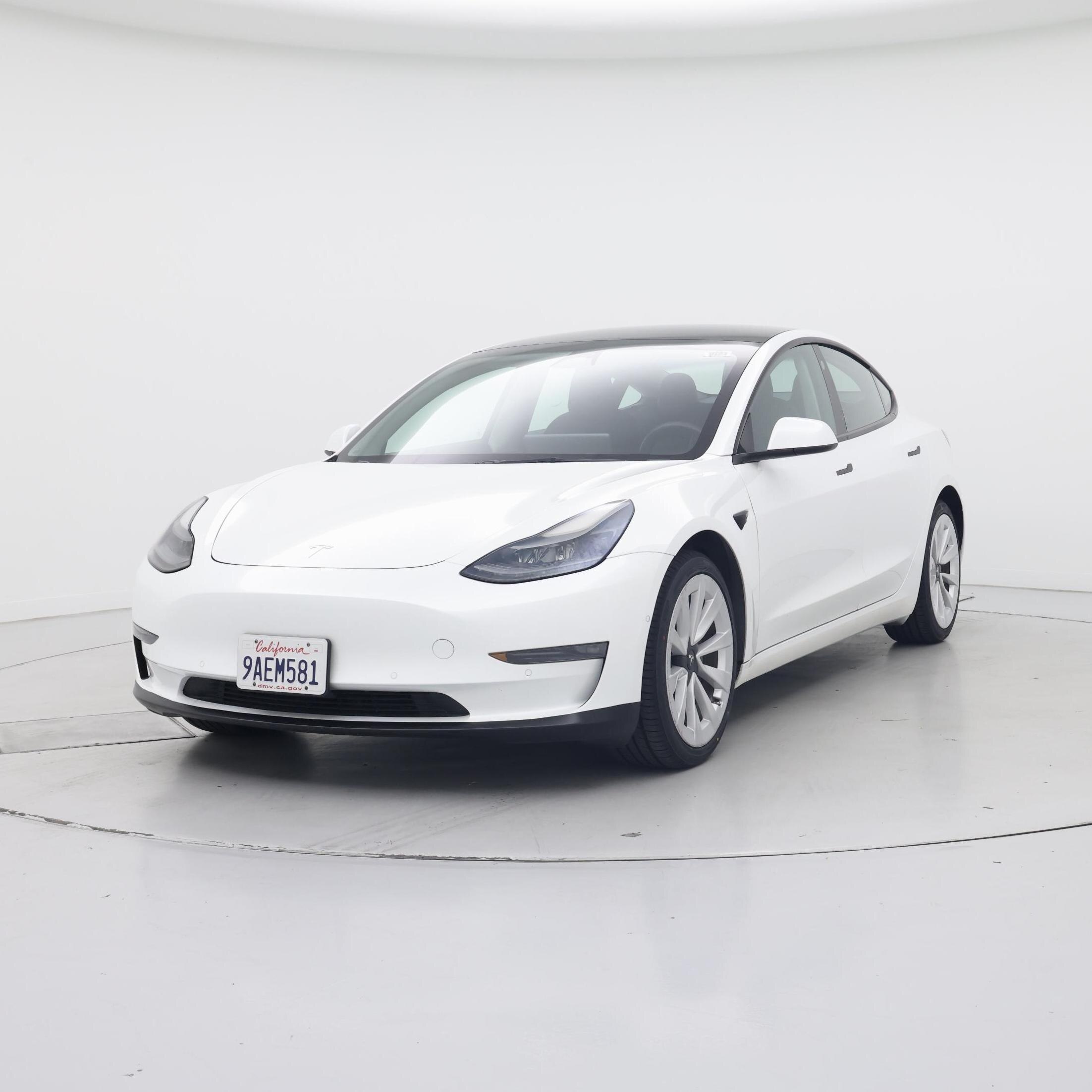 Thumbnail: 2022 Tesla Model 3 - 4