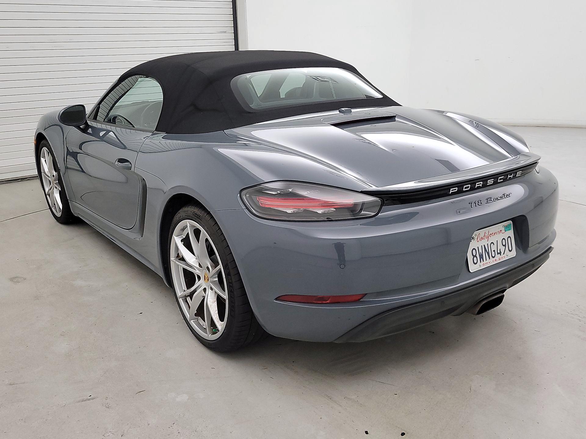 Thumbnail: 2018 Porsche 718 Boxster - 7