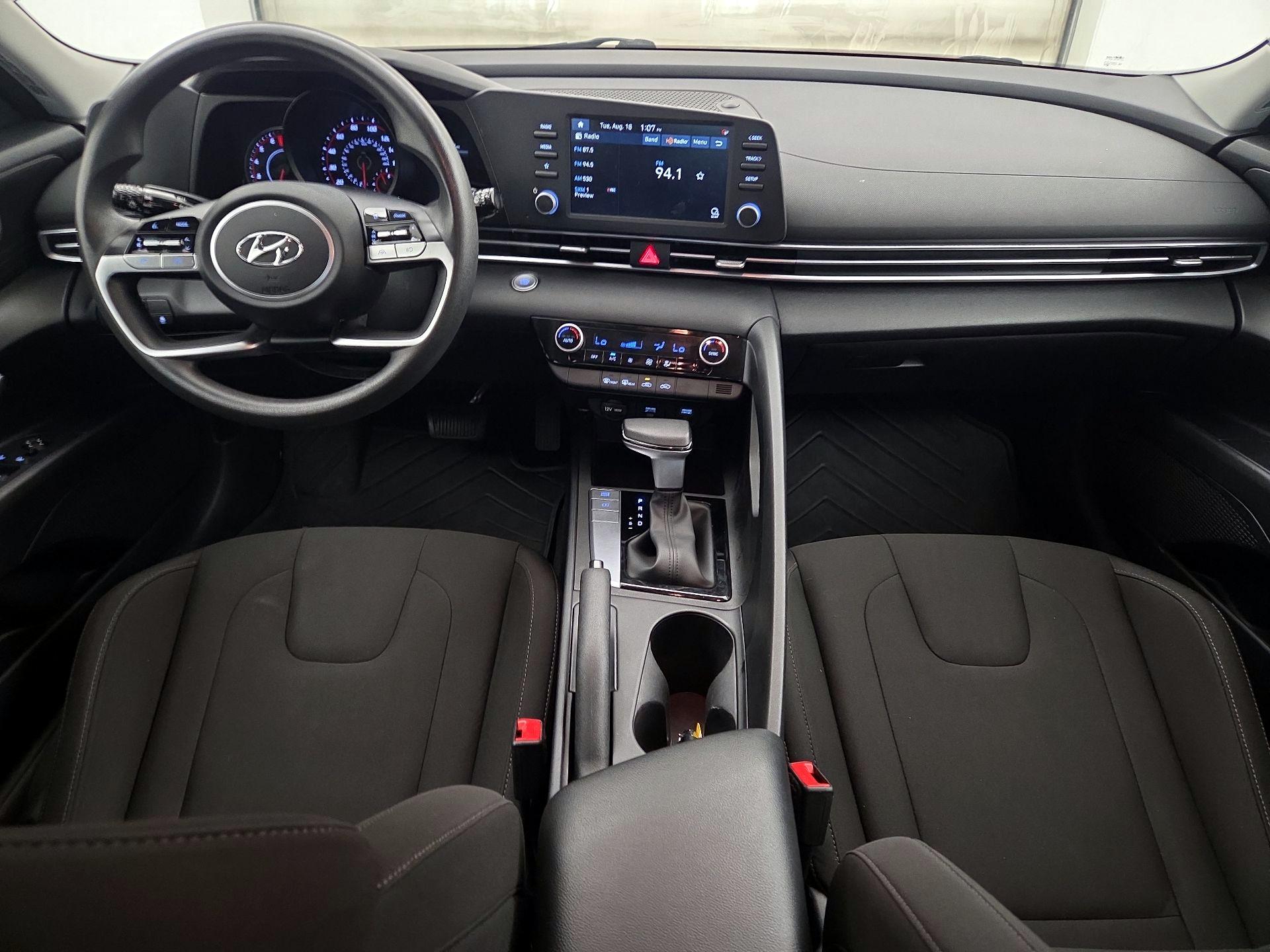 Thumbnail: 2023 Hyundai Elantra - 9