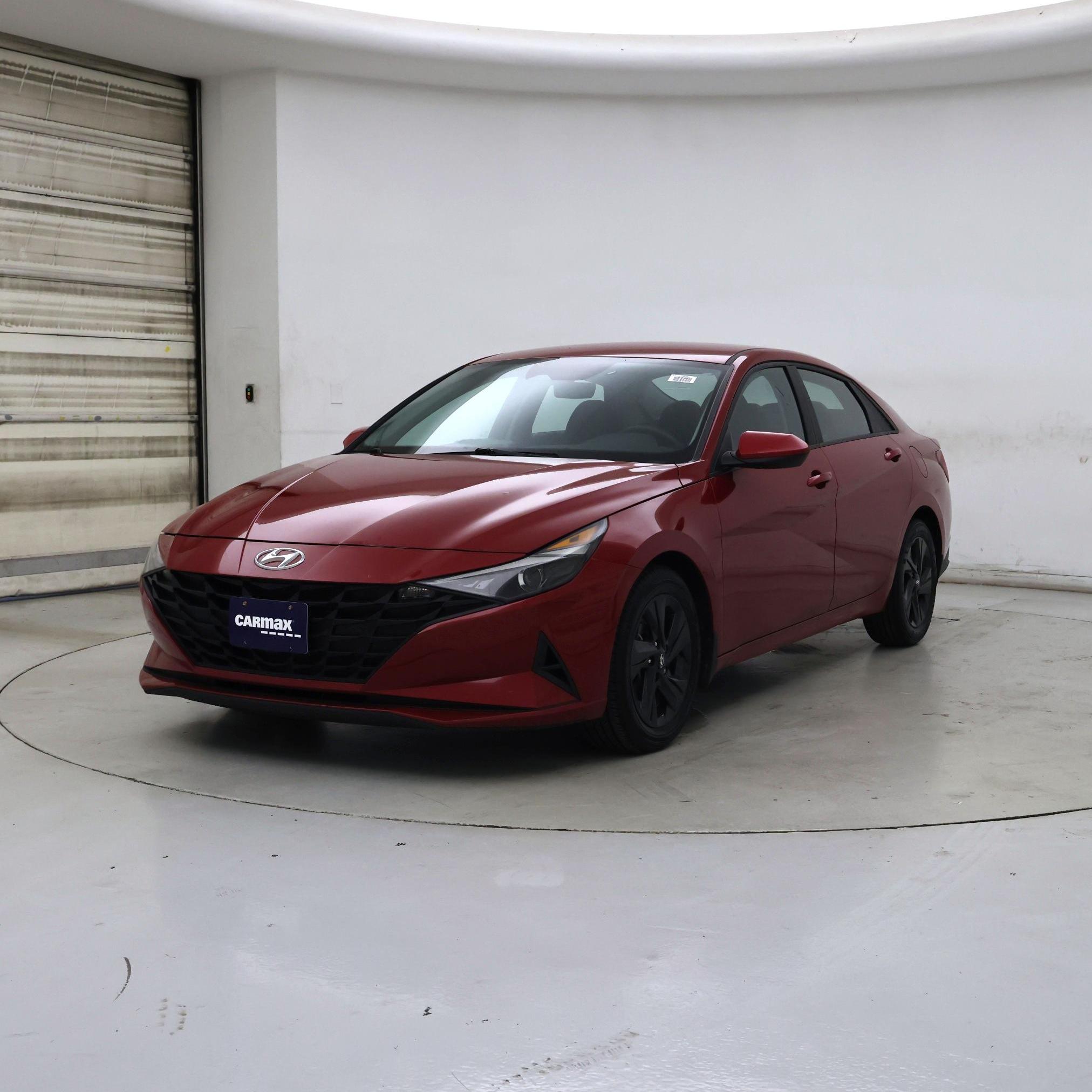 Thumbnail: 2023 Hyundai Elantra - 4