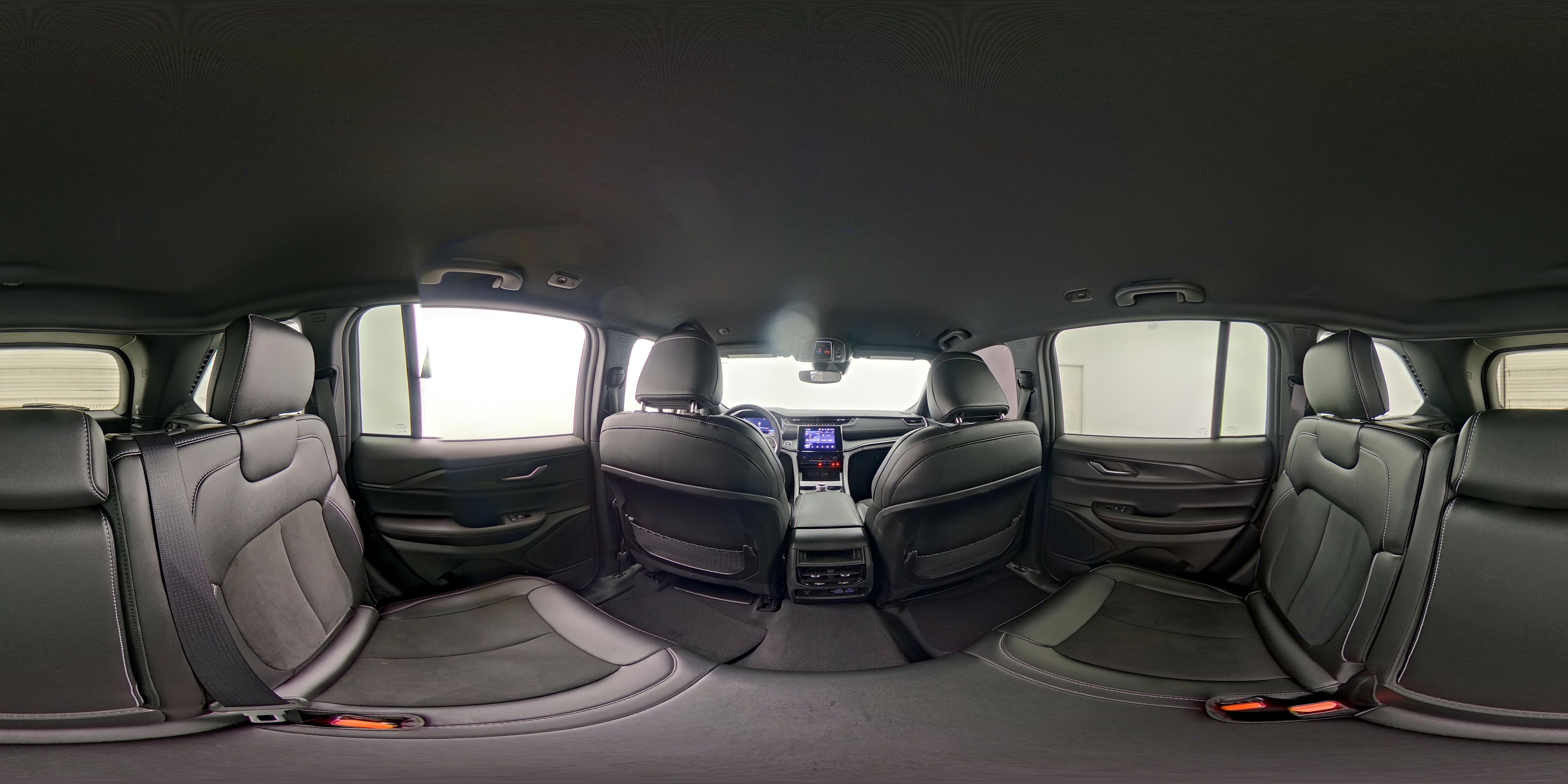 2024 Jeep Grand Cherokee Altitude - Photo 25