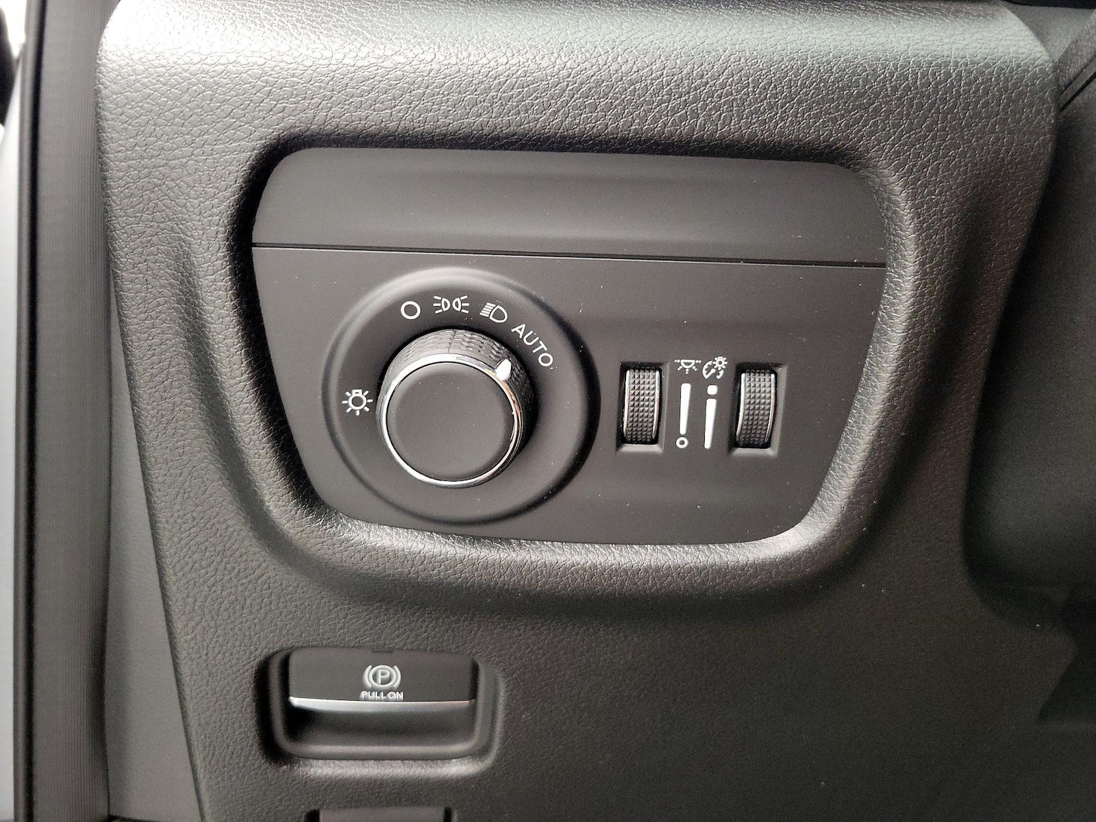 2024 Jeep Grand Cherokee Altitude - Photo 14