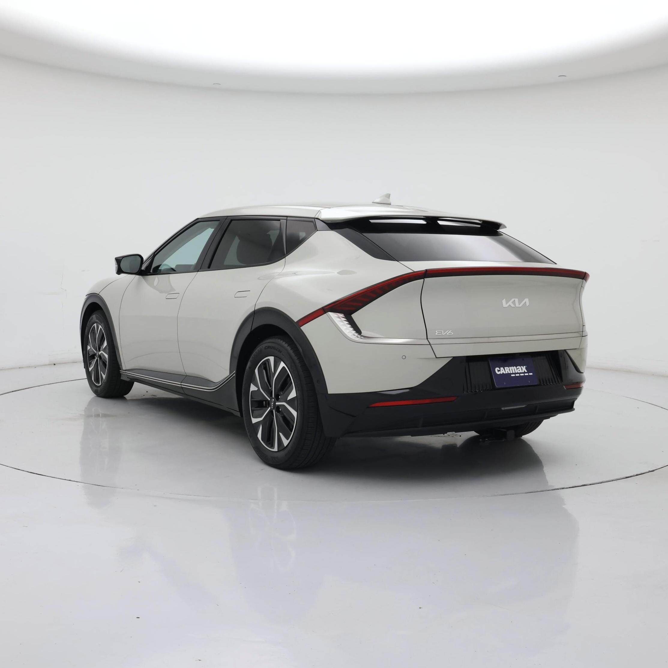 Thumbnail: 2023 Kia EV6 - 2