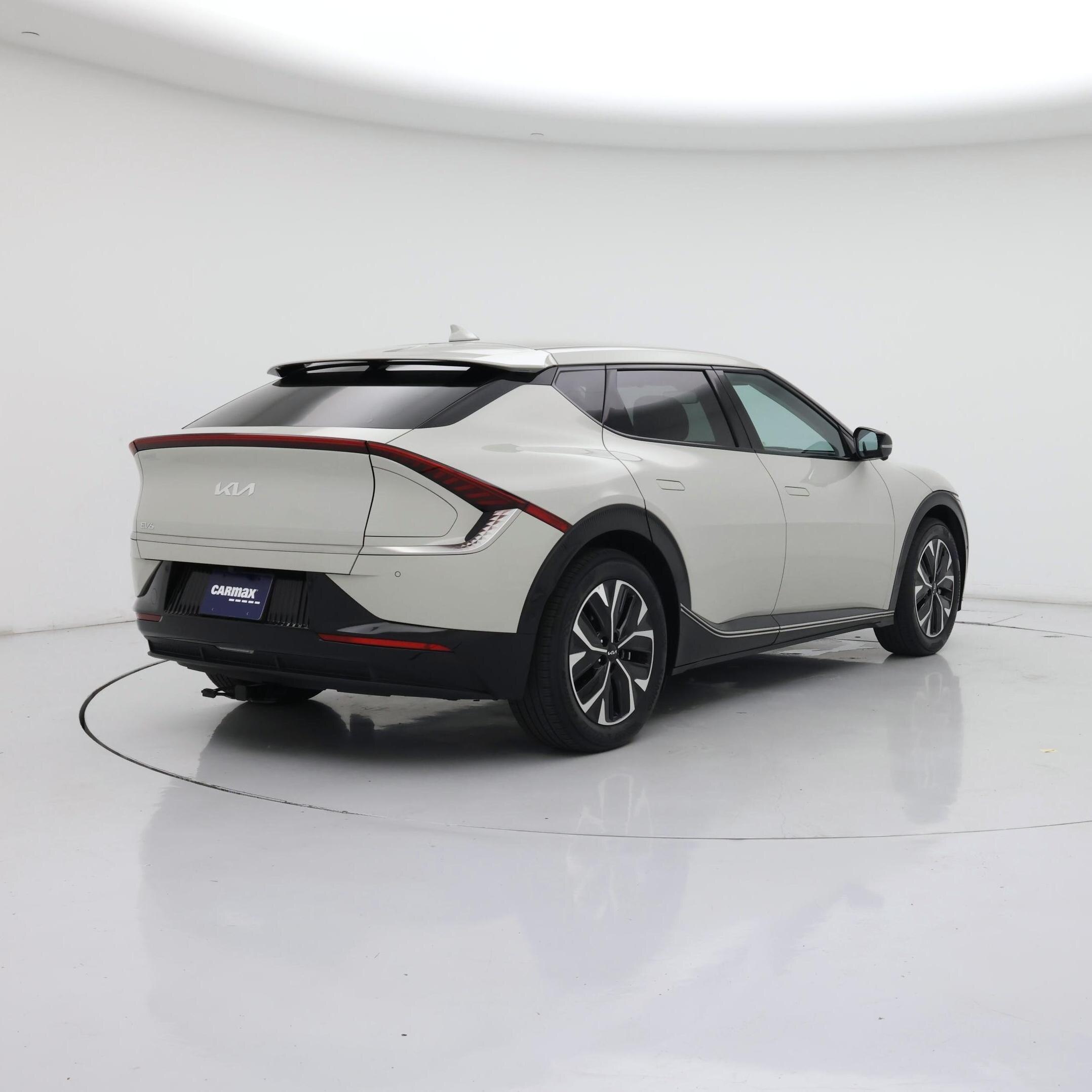 Thumbnail: 2023 Kia EV6 - 8