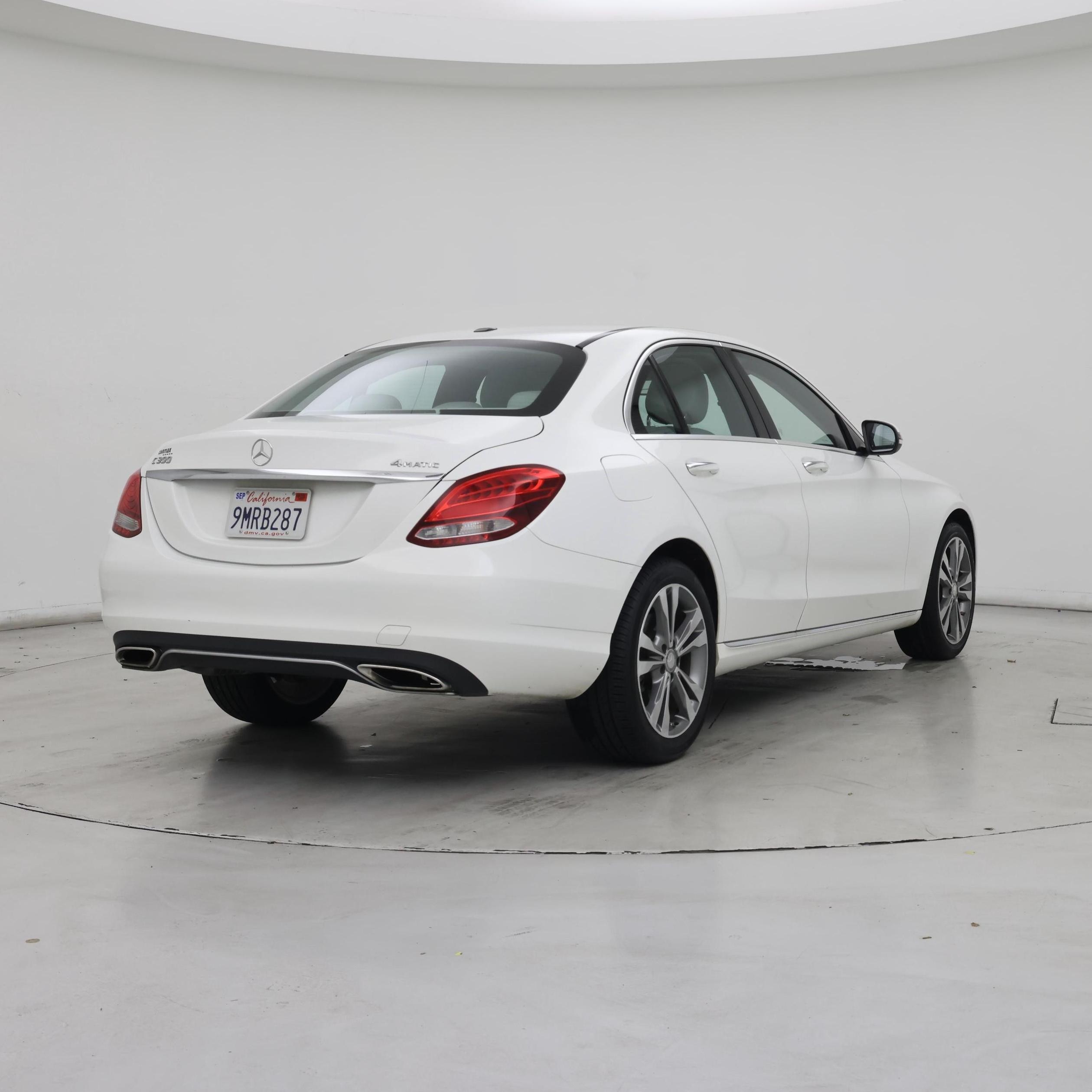 Thumbnail: 2016 Mercedes-Benz C-Class - 8