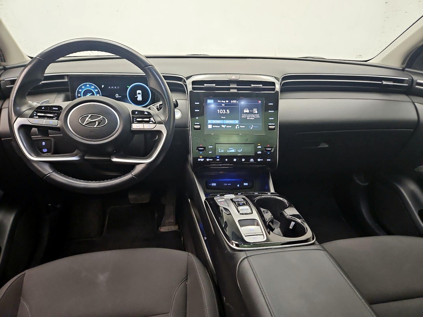 Apple CarPlay® & Android Auto™