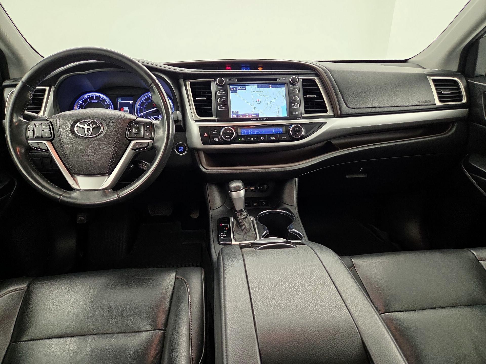 Thumbnail: 2019 Toyota Highlander - 9