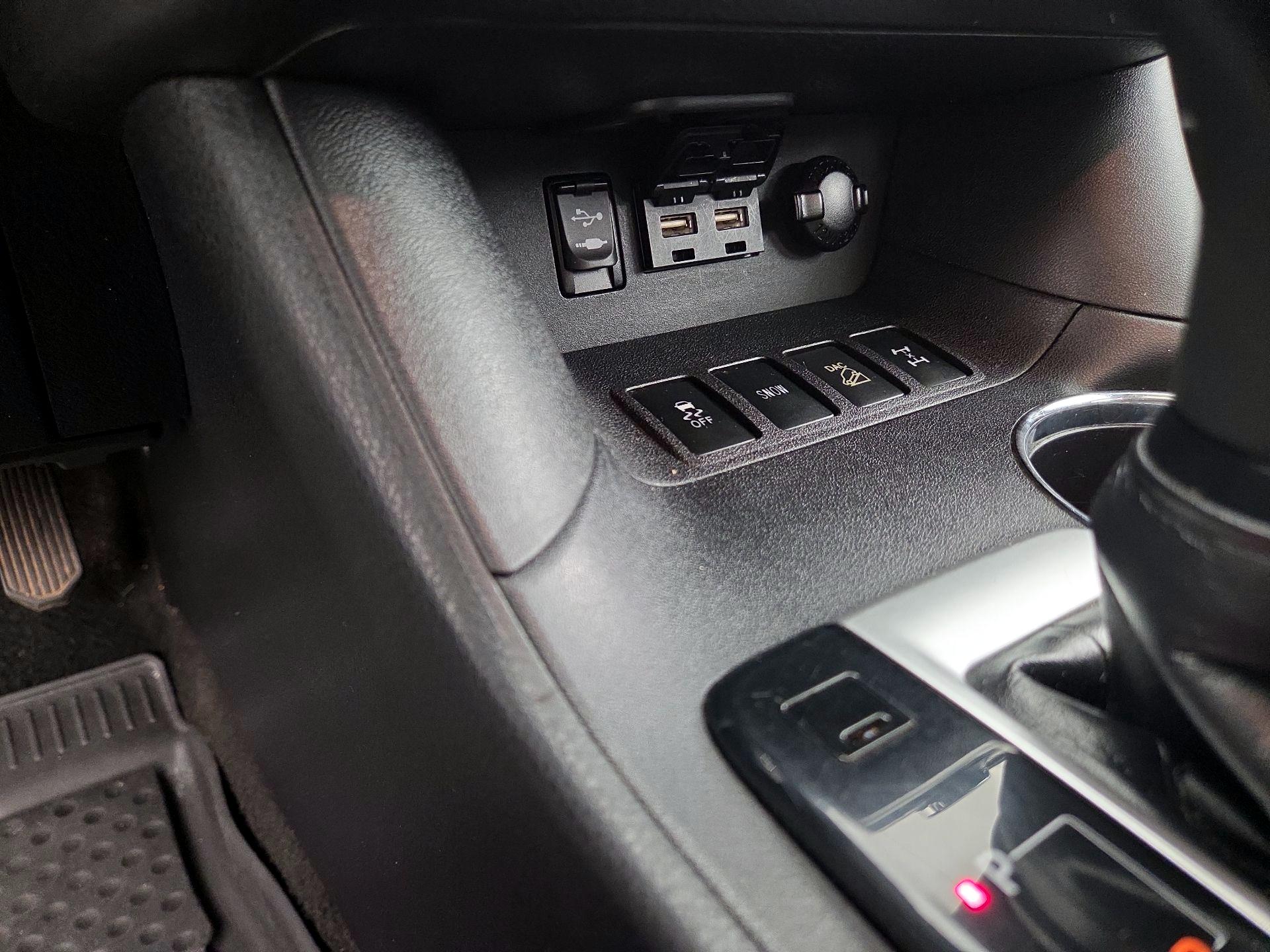 Thumbnail: 2019 Toyota Highlander - 19