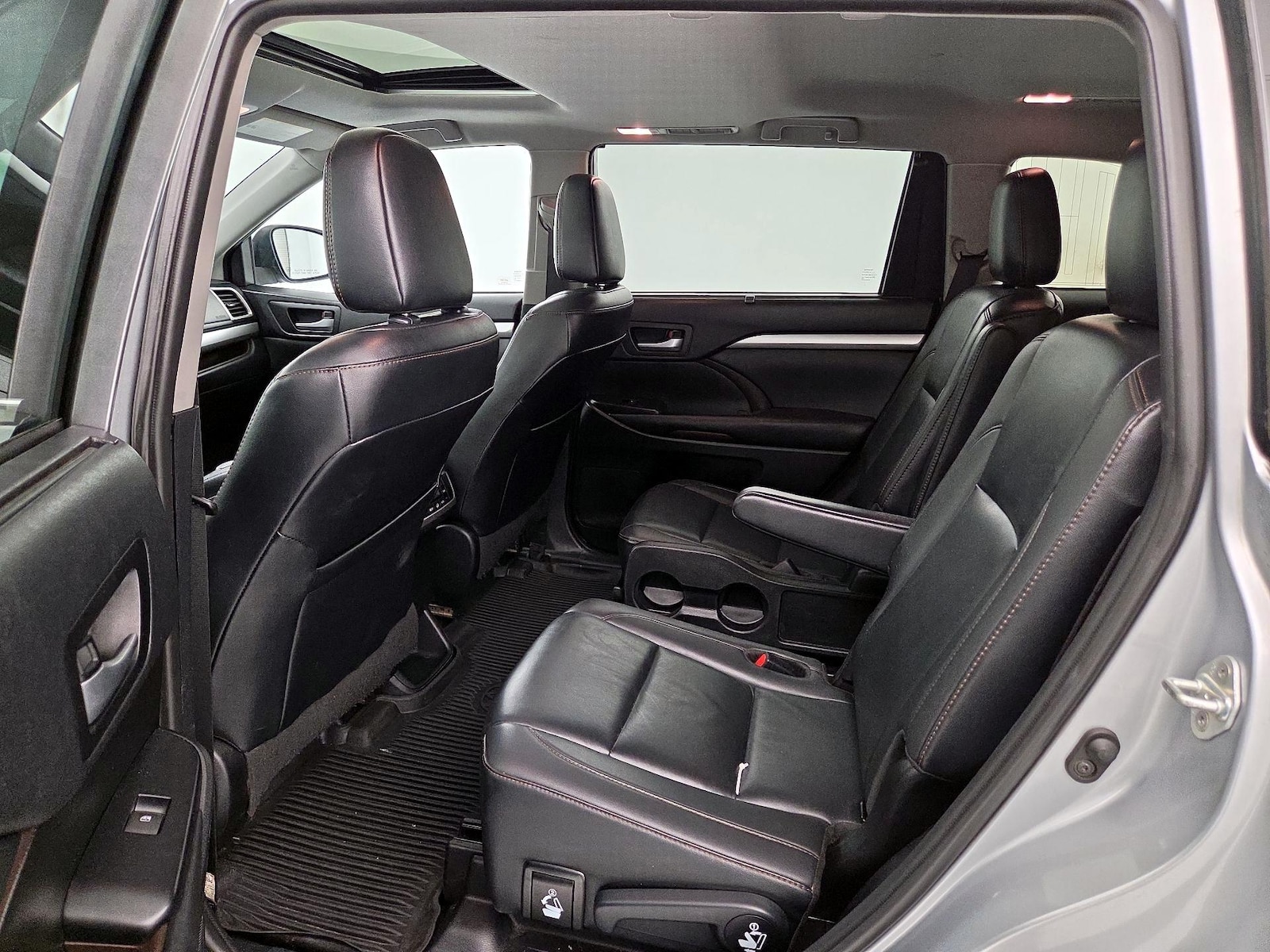 2019 Toyota Highlander XLE - Photo 22