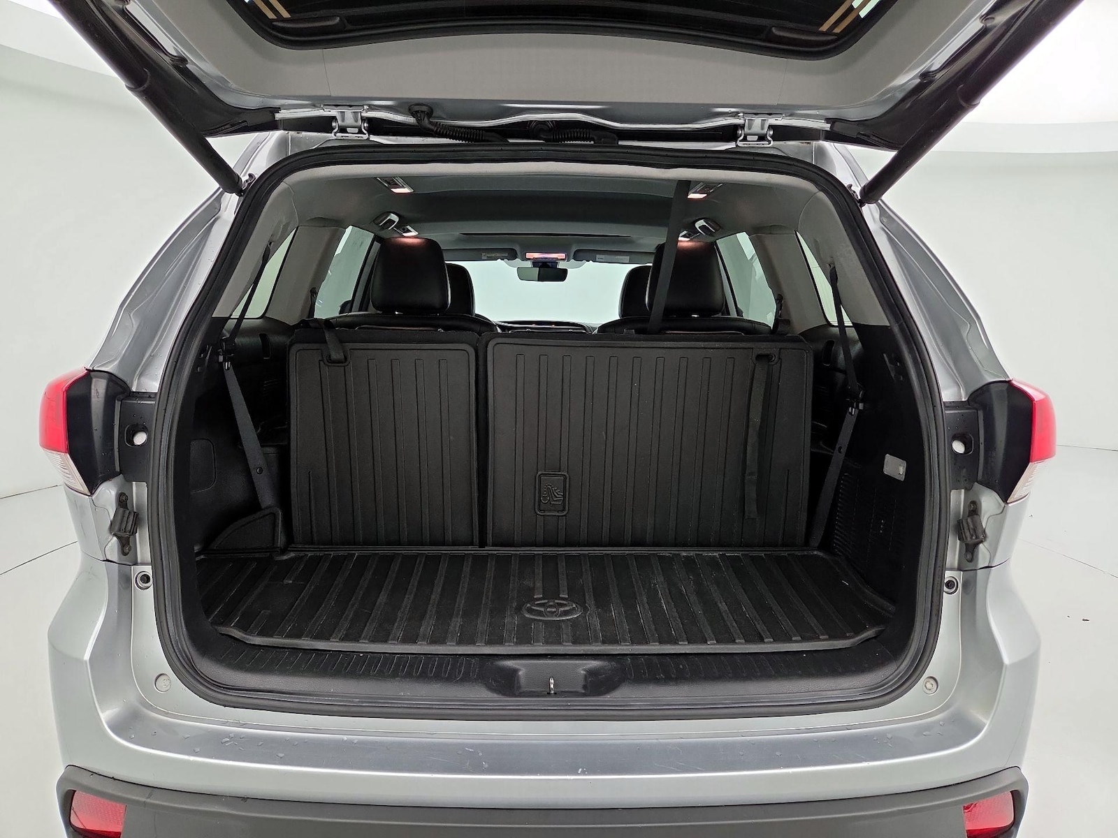 2019 Toyota Highlander XLE - Photo 24