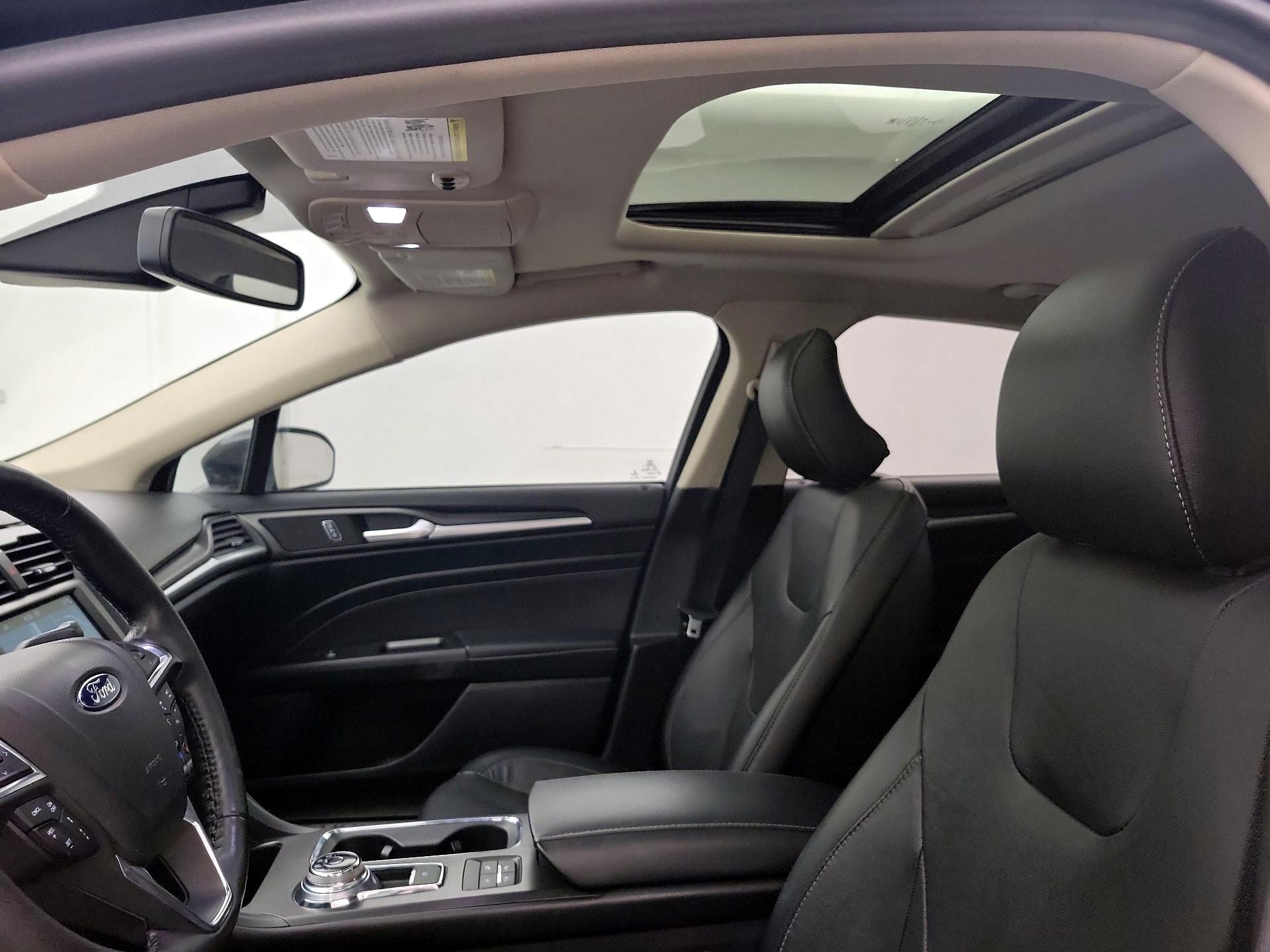 Thumbnail: 2017 Ford Fusion - 20