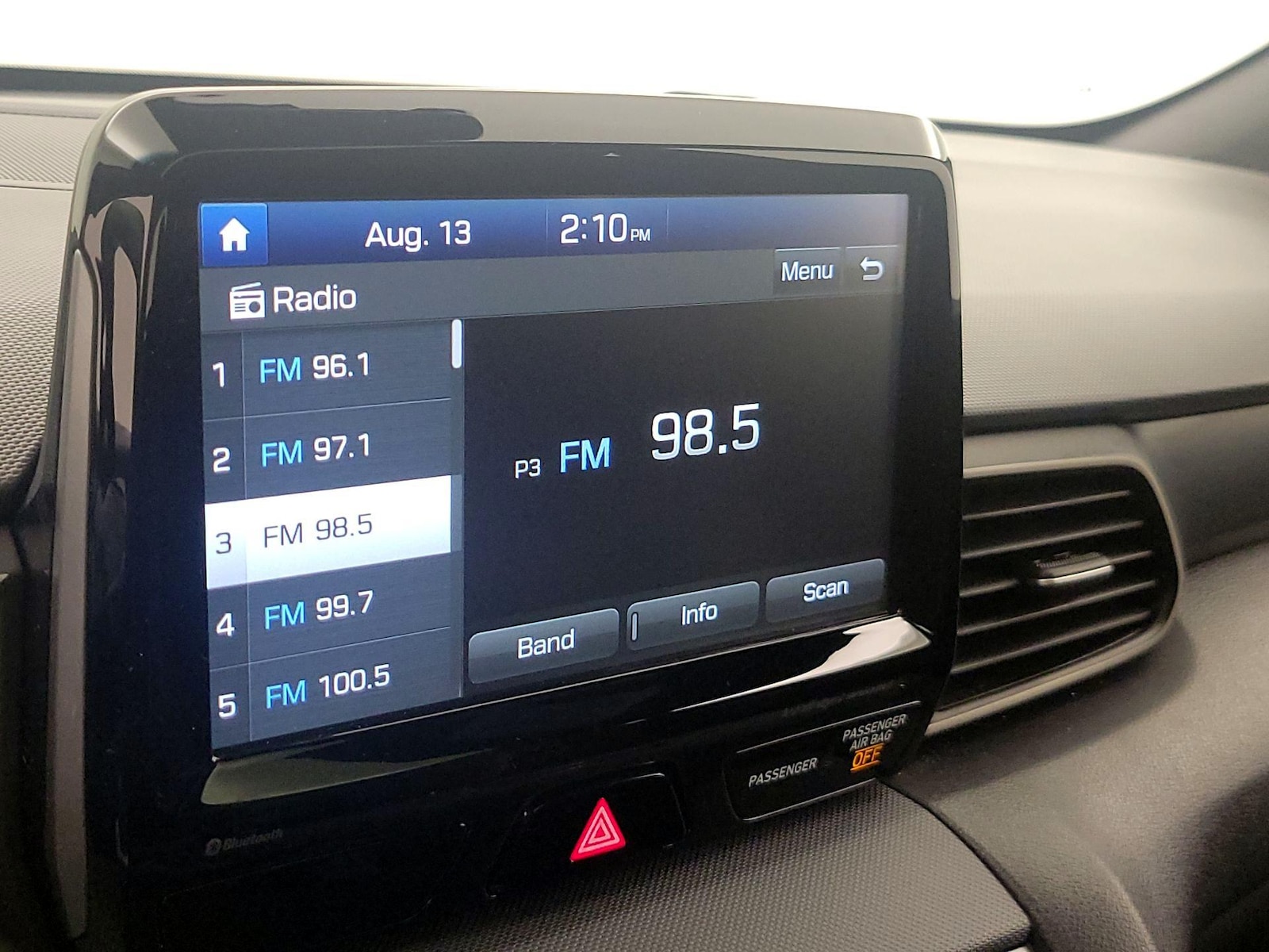 2020 Hyundai Veloster Base - Photo 16