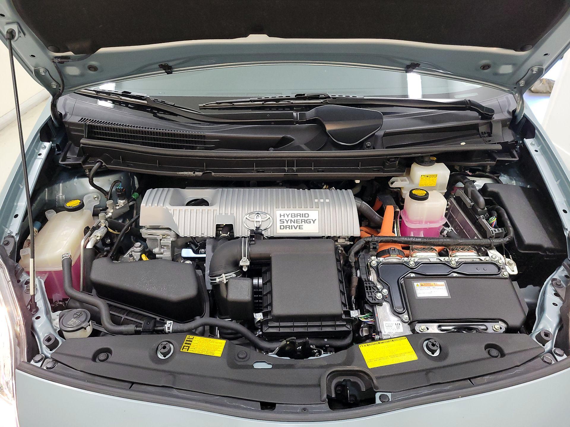 Thumbnail: 2014 Toyota Prius - 20