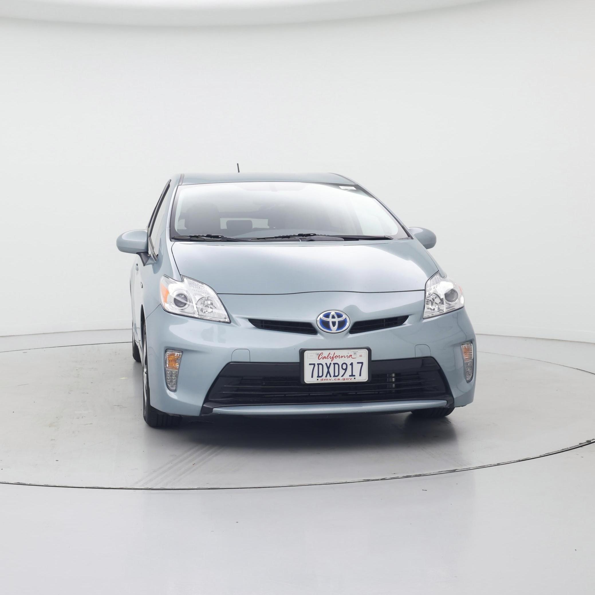 Thumbnail: 2014 Toyota Prius - 5