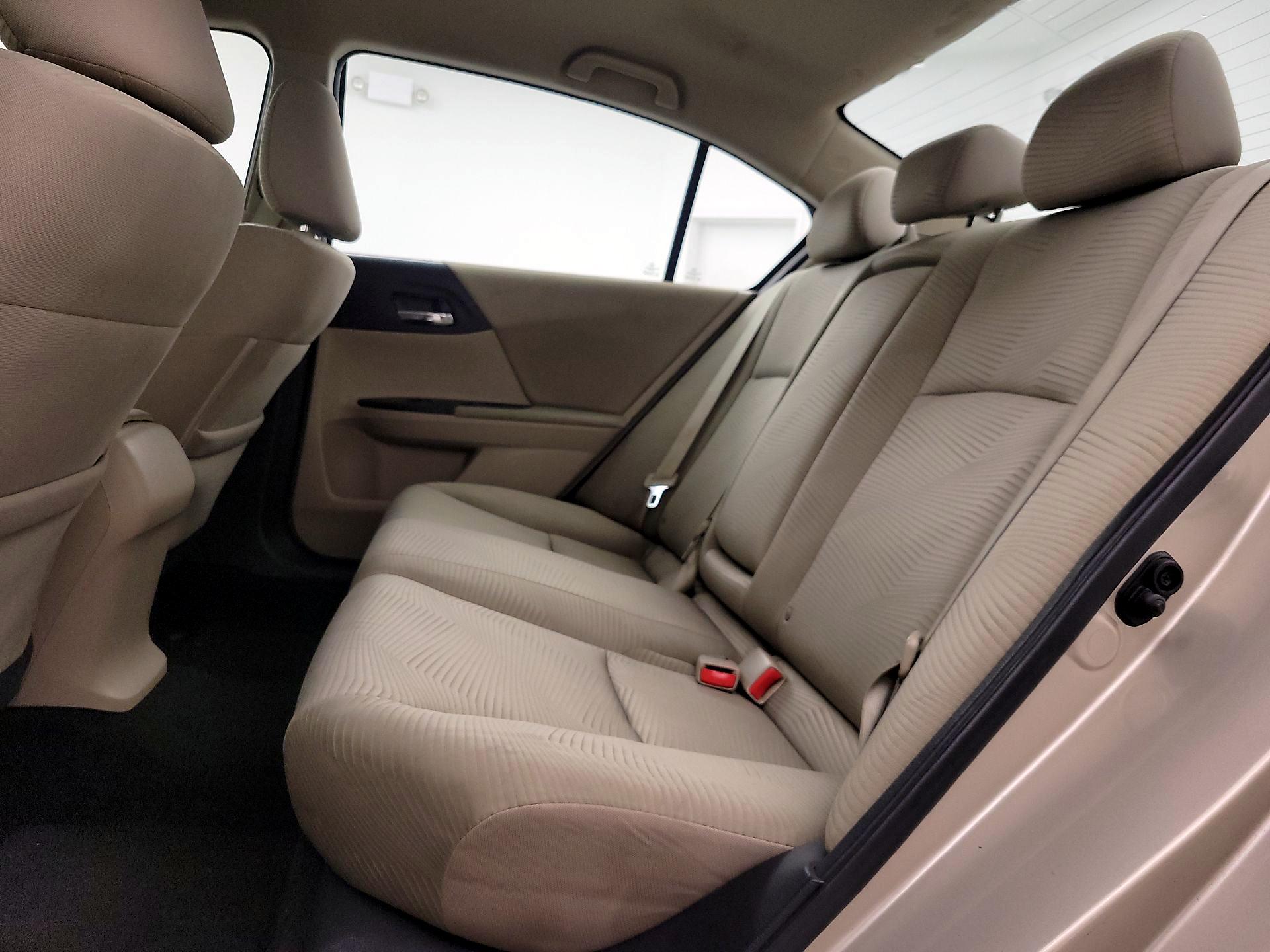Thumbnail: 2015 Honda Accord - 19