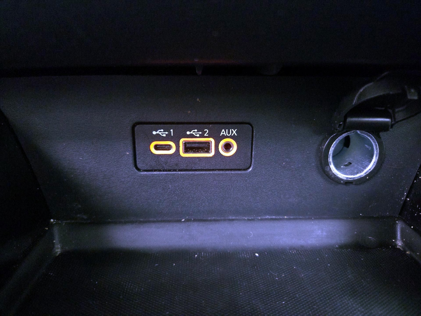 2025 Nissan Altima SR - Photo 19
