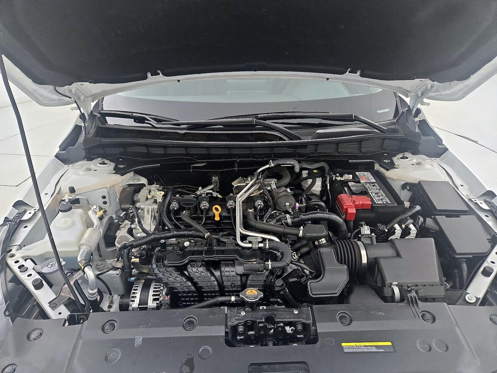 2025 Nissan Altima SR - Photo 22