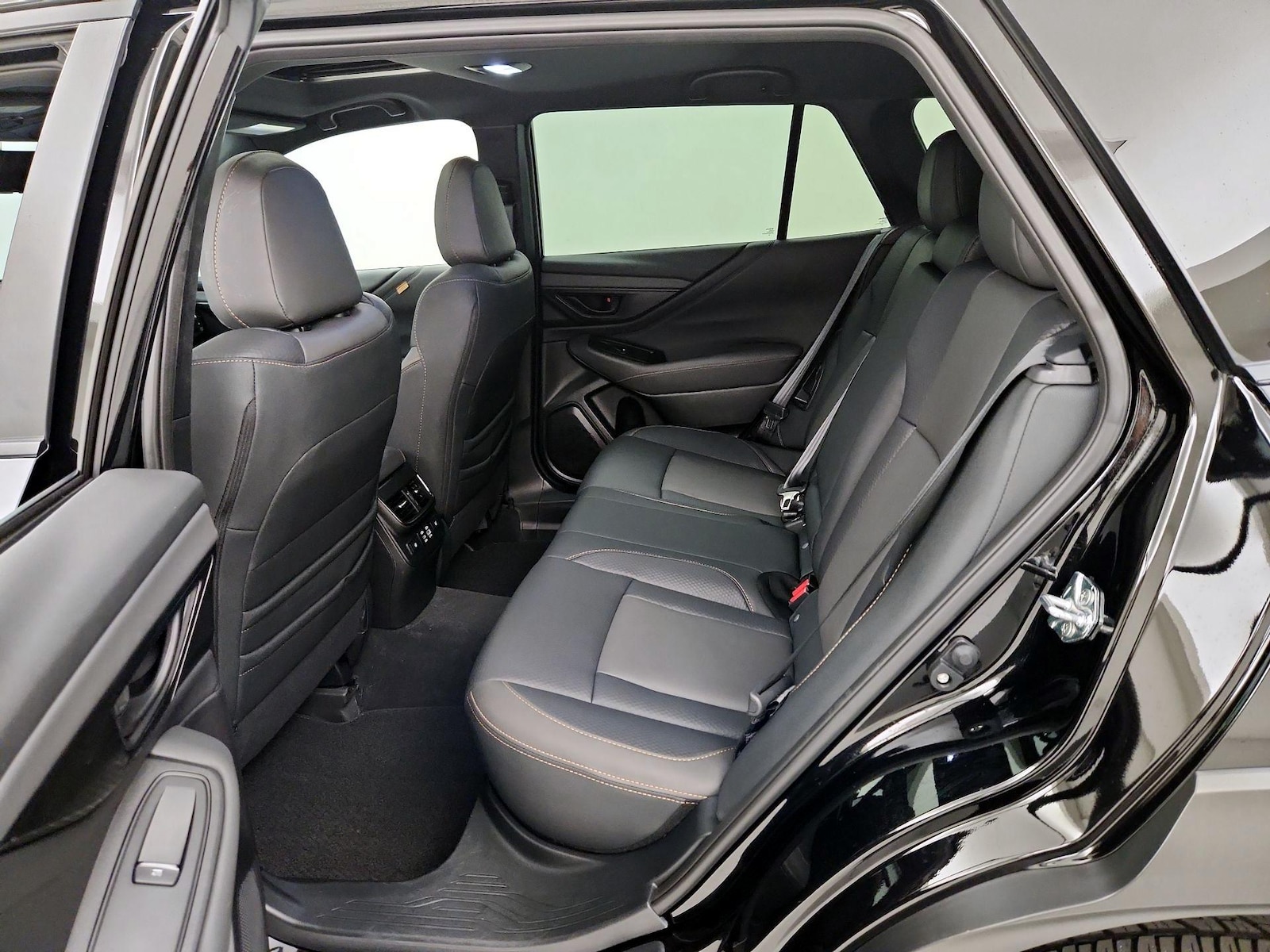 2025 Subaru Outback Wilderness - Photo 13