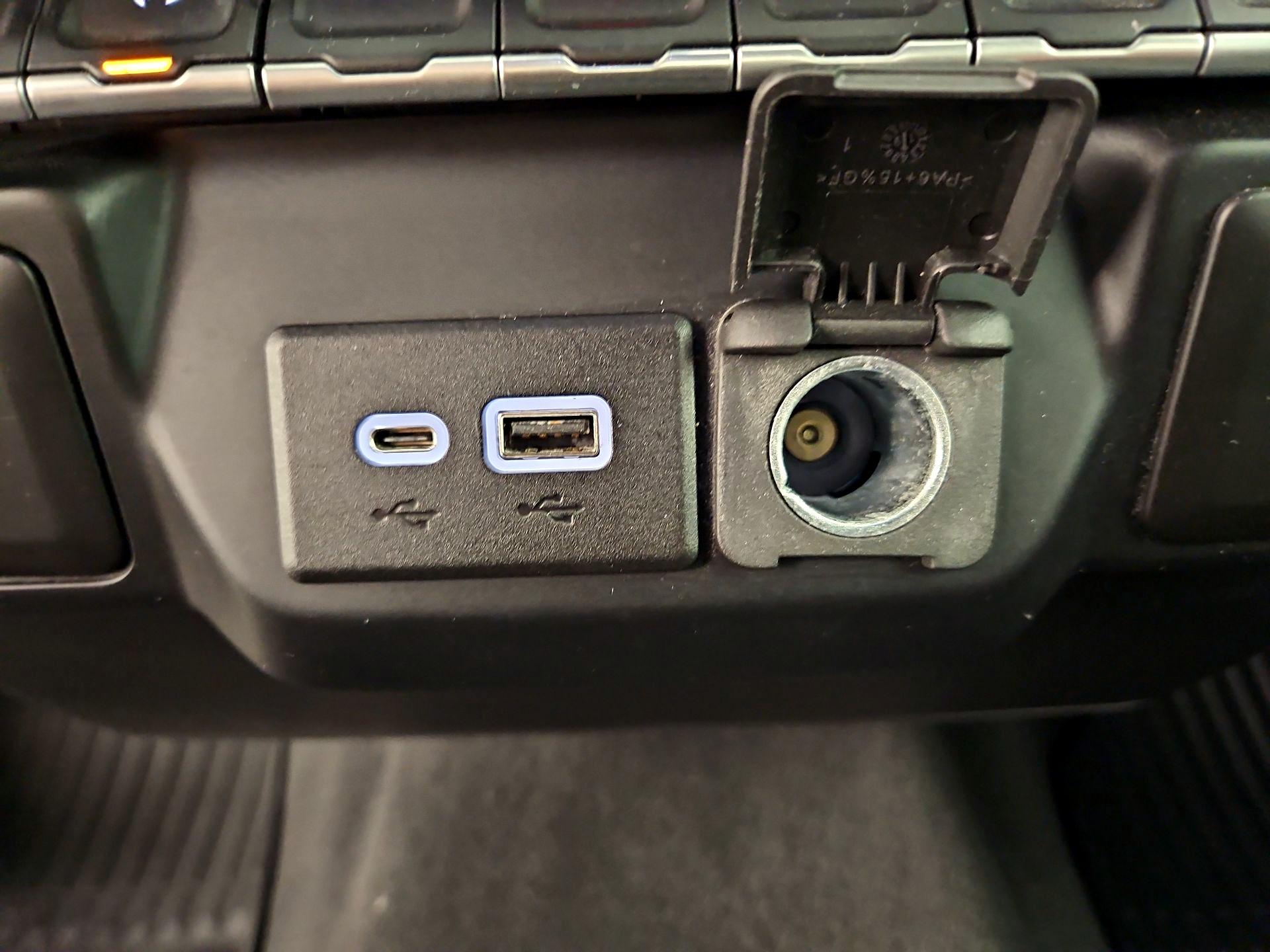 Thumbnail: 2019 Chevrolet Silverado 1500 - 18