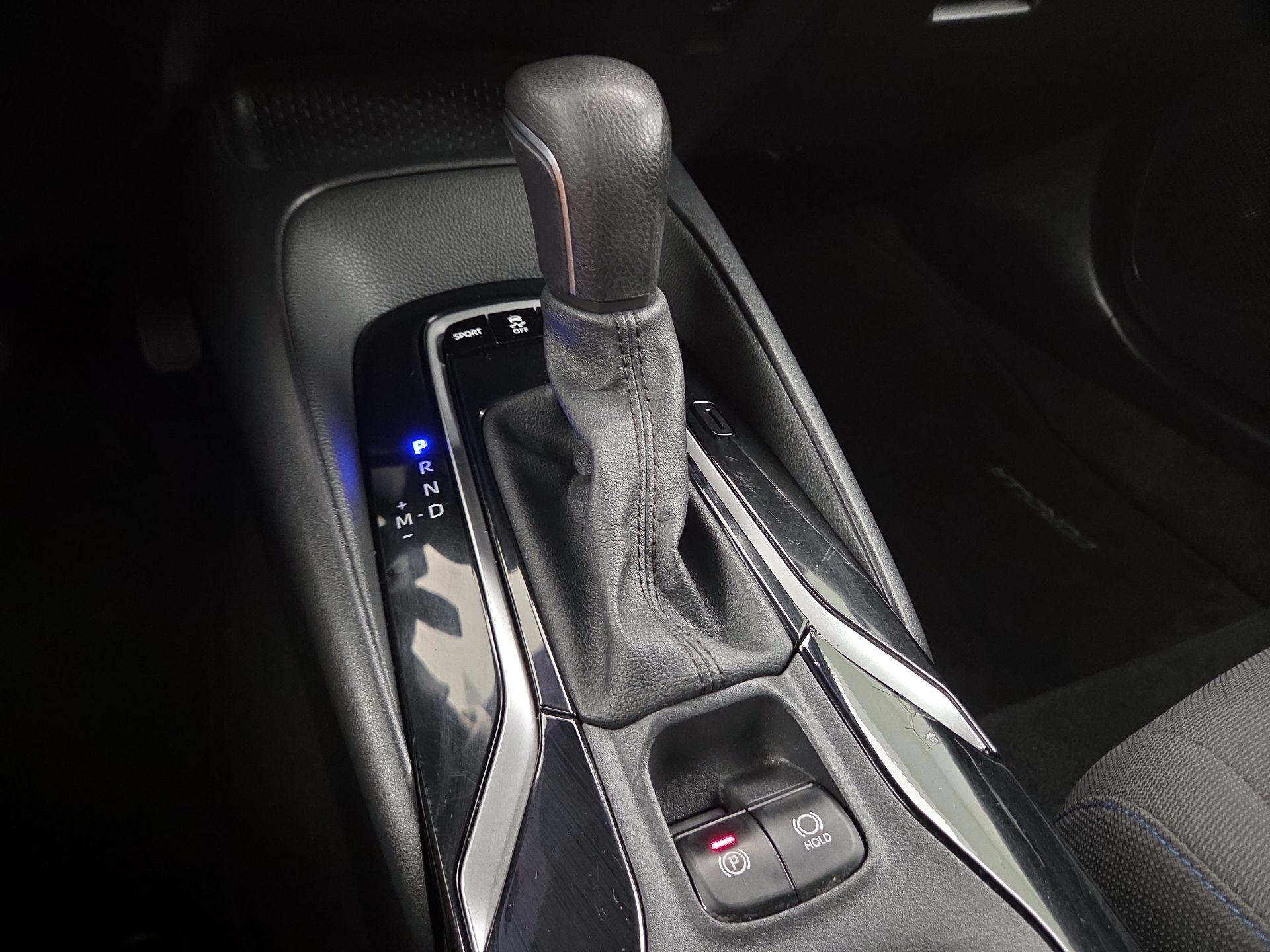 Thumbnail: 2021 Toyota Corolla - 17