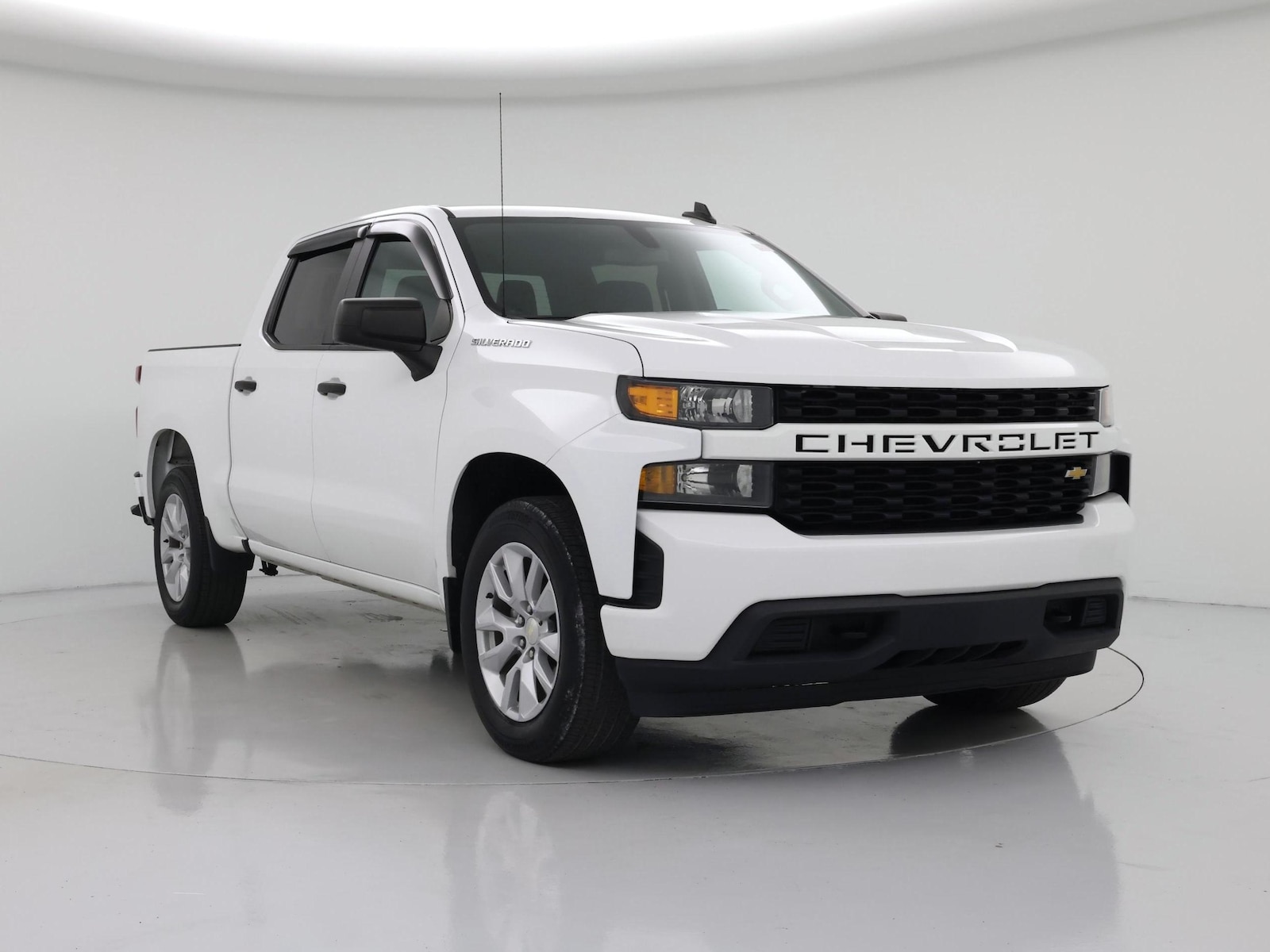 2021 Chevrolet Silverado 1500 Custom - Photo 2