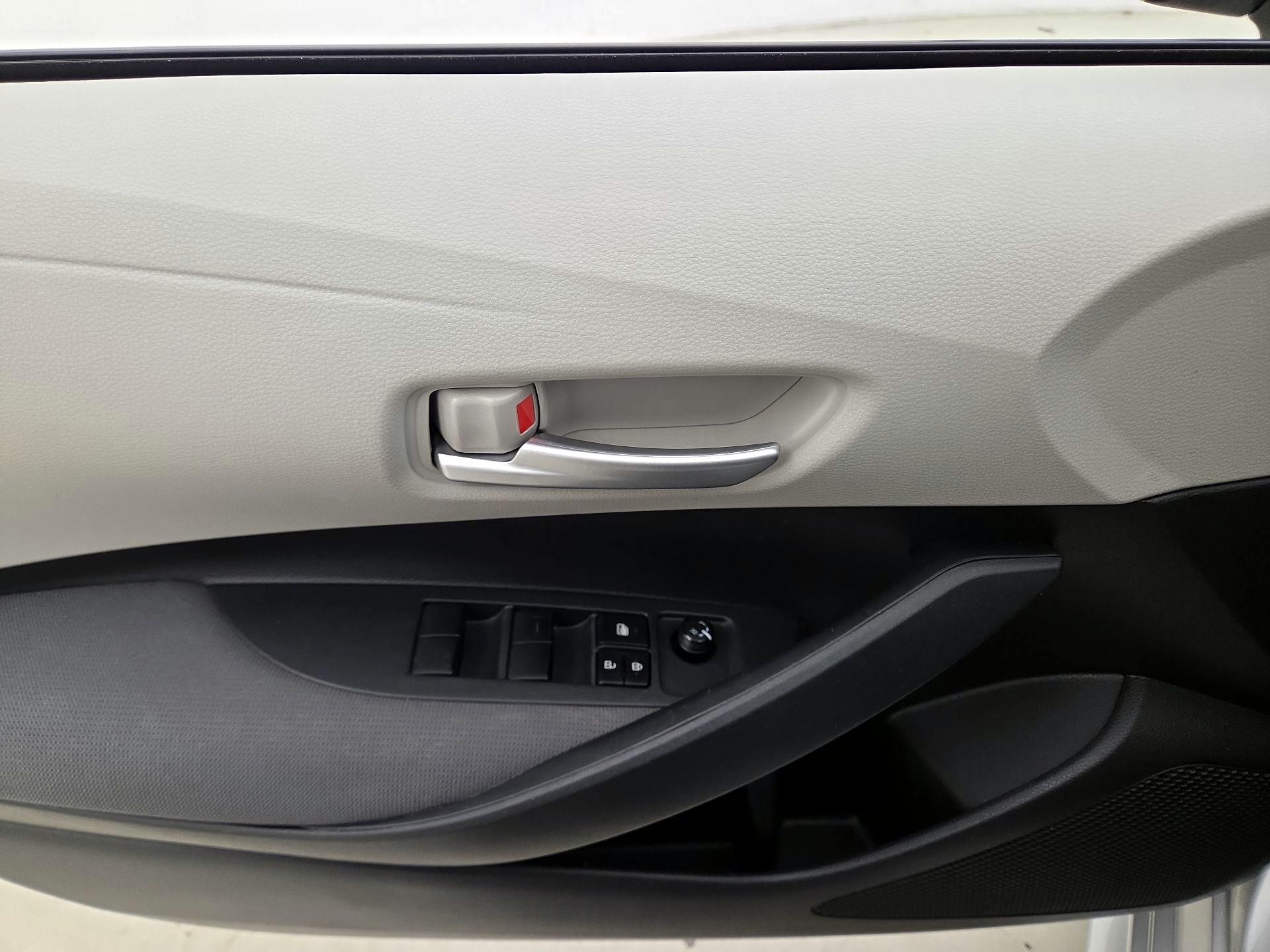 Thumbnail: 2020 Toyota Corolla - 12