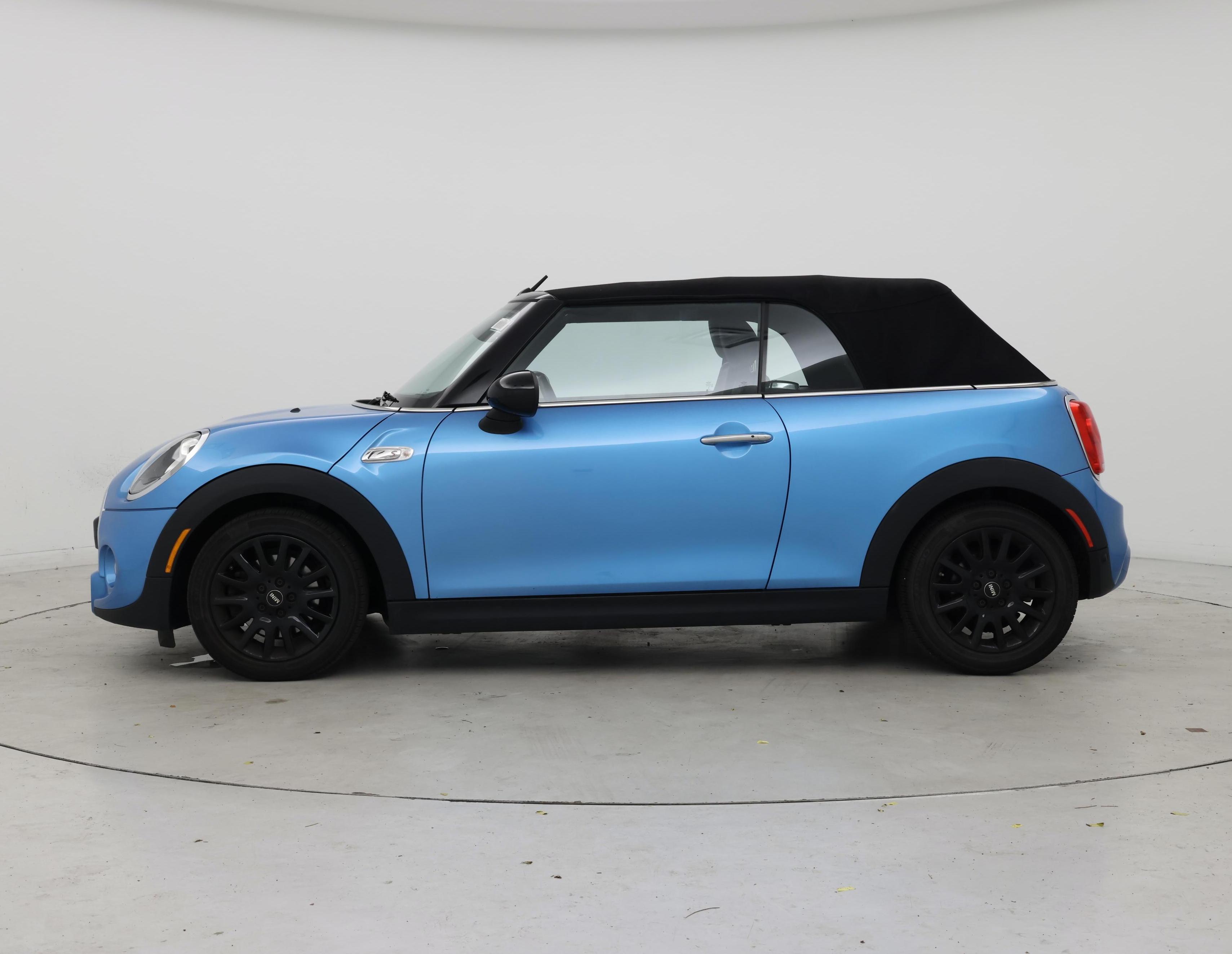 Thumbnail: 2017 MINI Cooper - 3