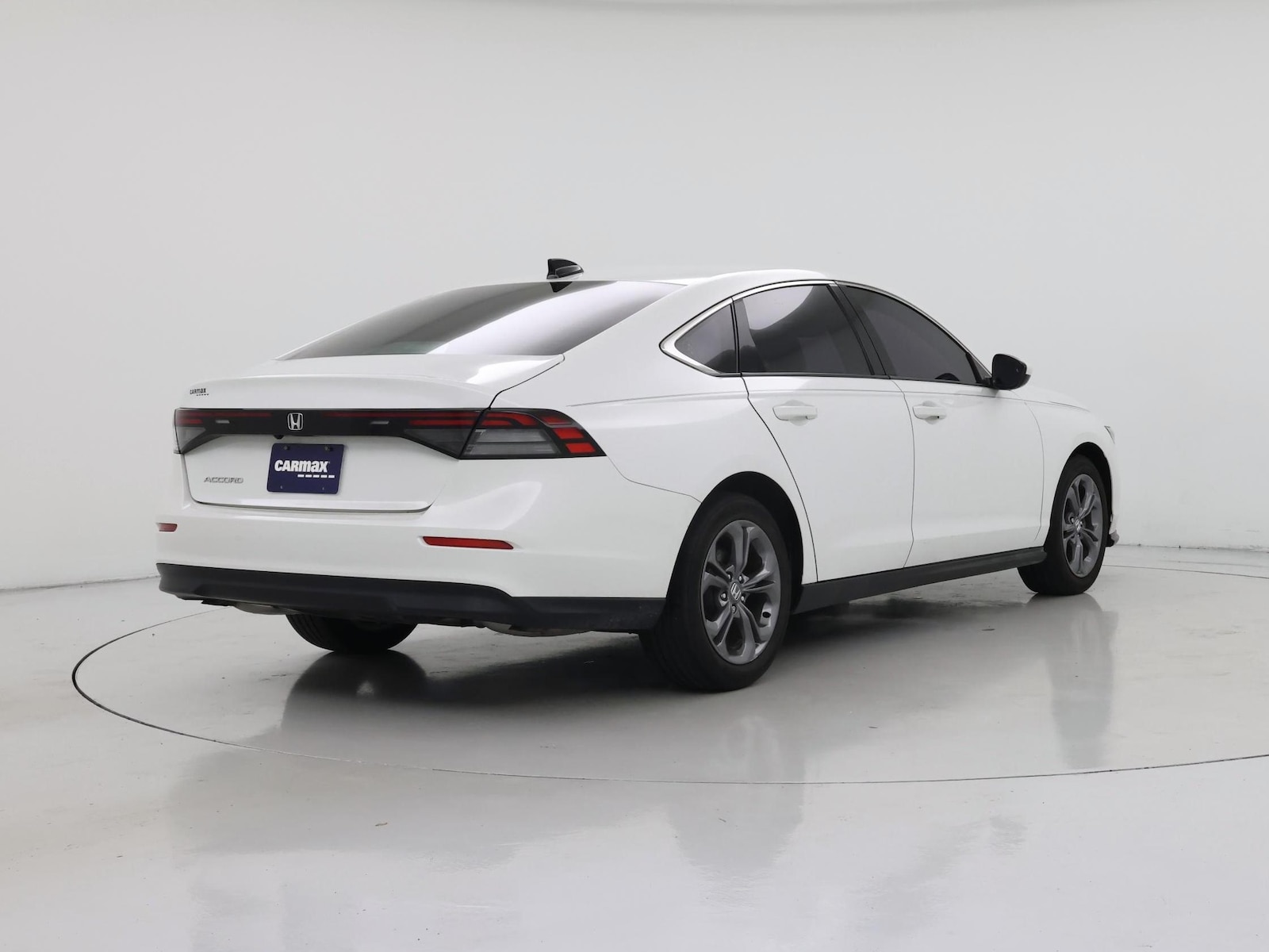 2024 Honda Accord EX - Photo 9