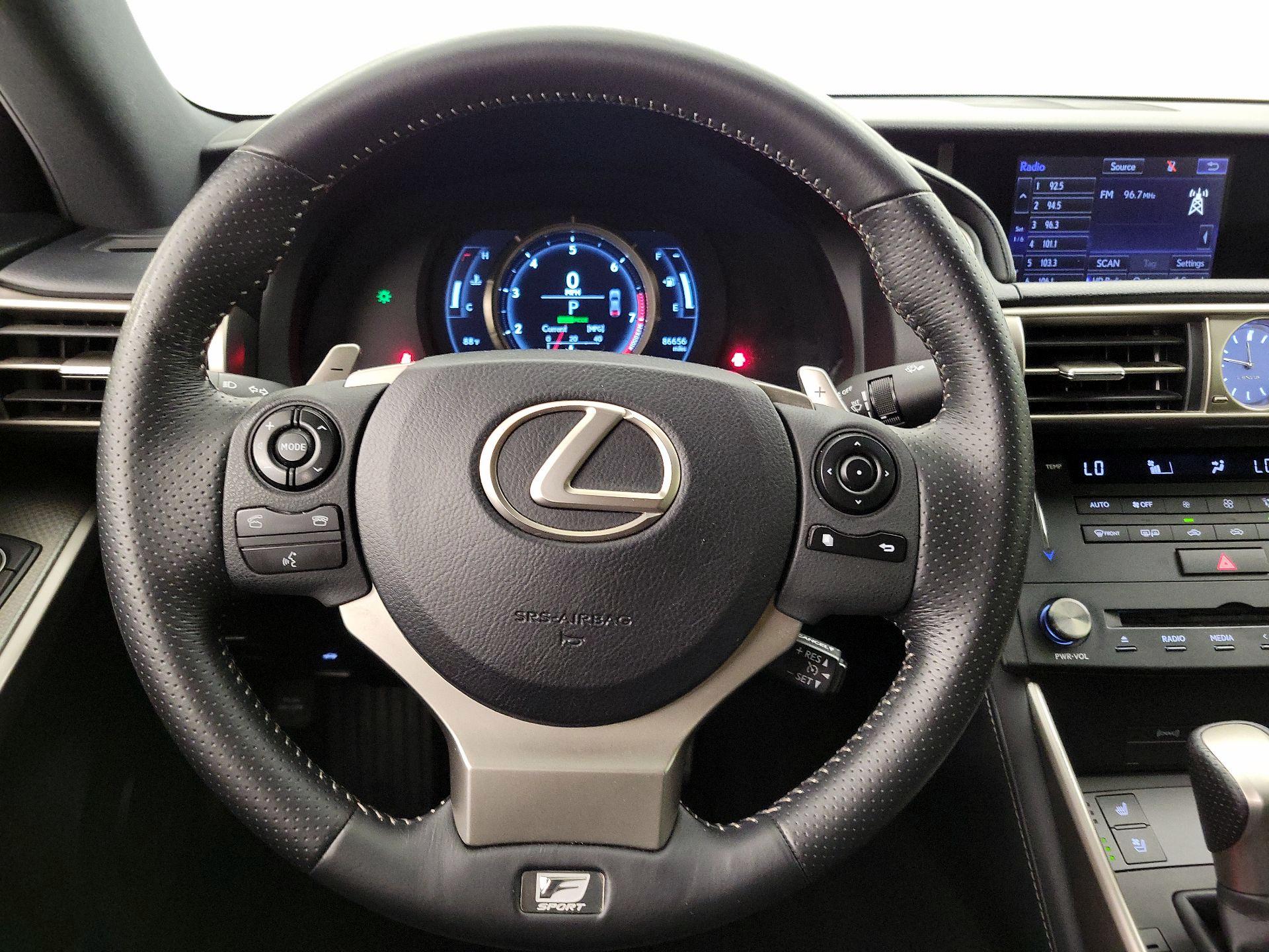 Thumbnail: 2015 Lexus IS - 10