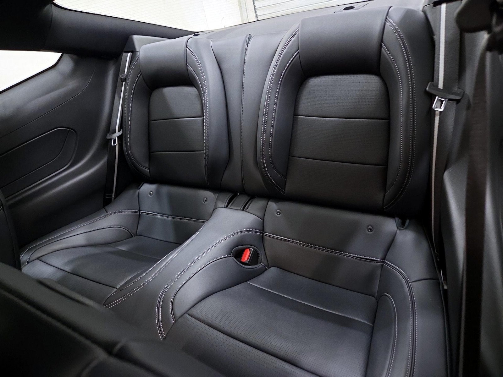 2025 Ford Mustang EcoBoost Premium - Photo 21