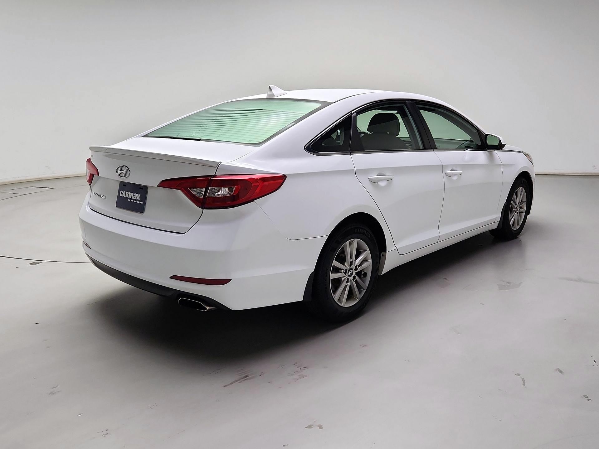 Thumbnail: 2015 Hyundai Sonata - 5