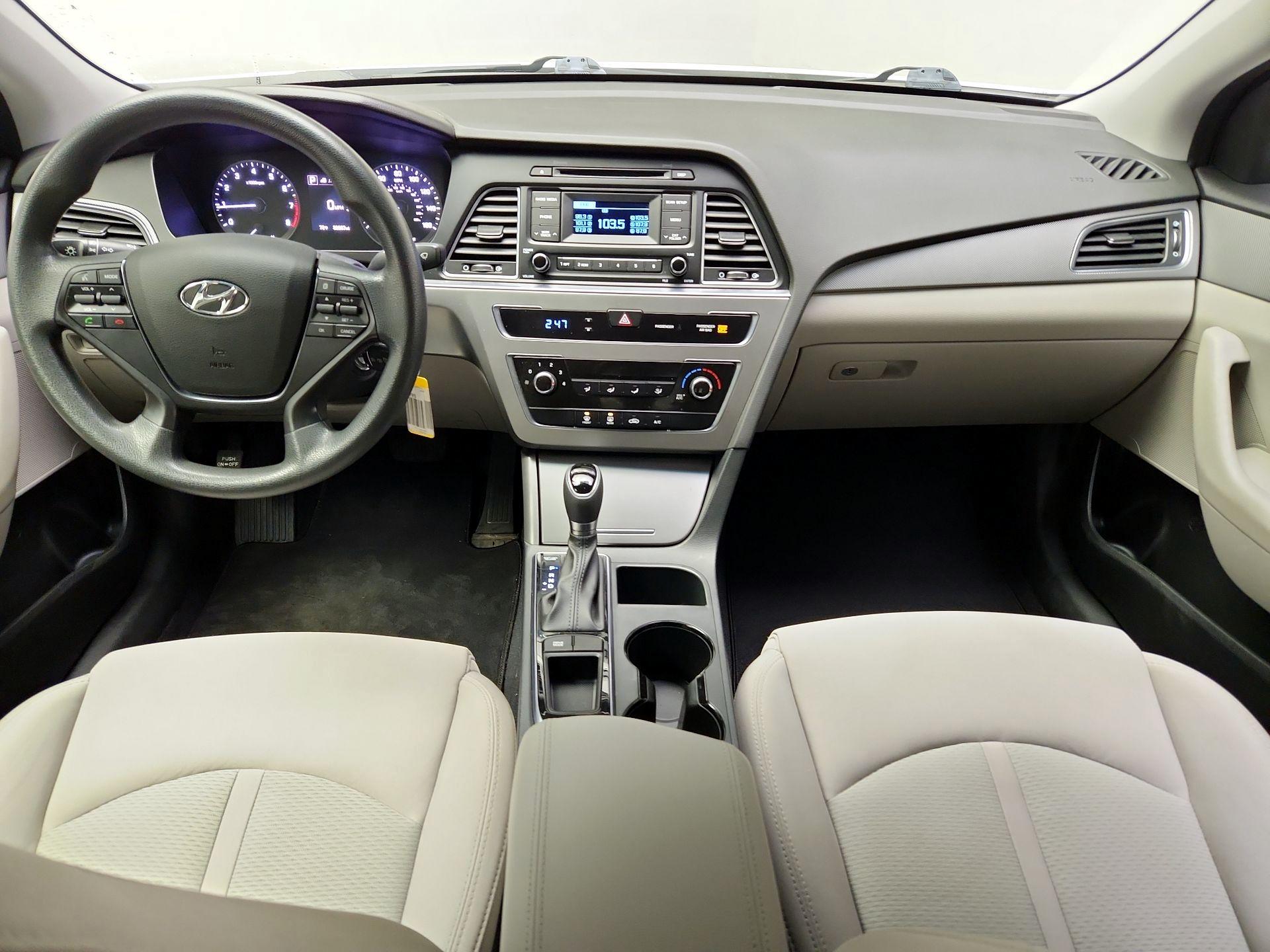 Thumbnail: 2015 Hyundai Sonata - 8