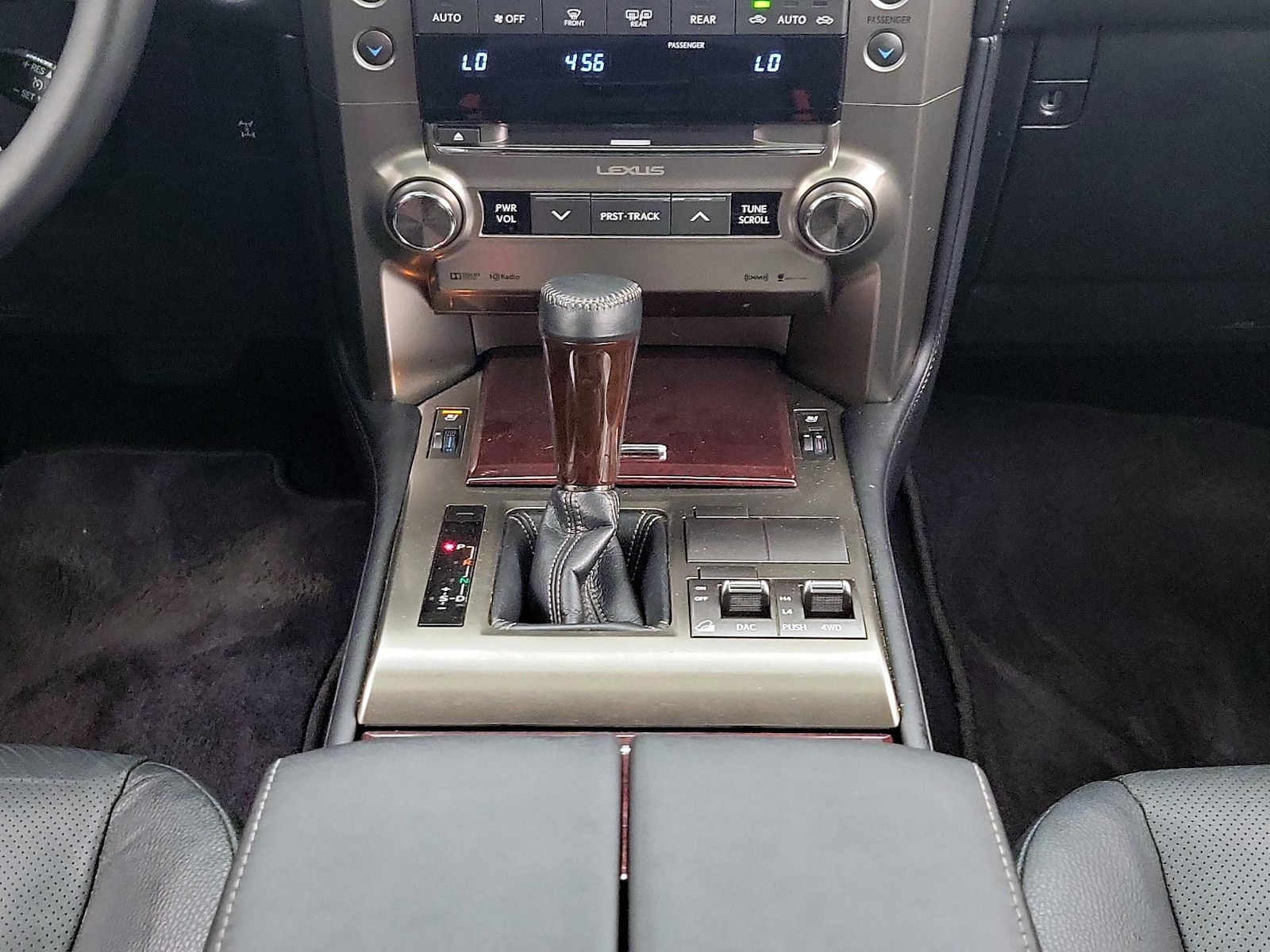 2015 Lexus GX Base - Photo 19
