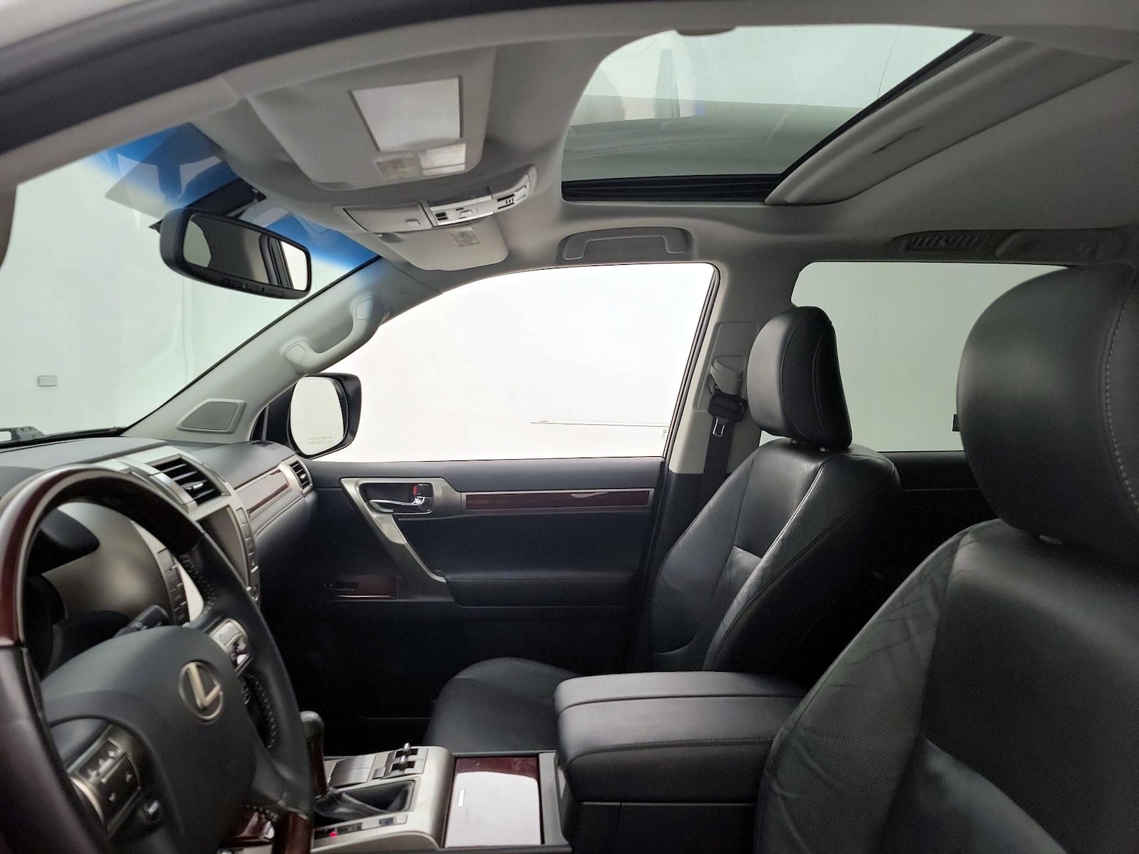 2015 Lexus GX Base - Photo 21