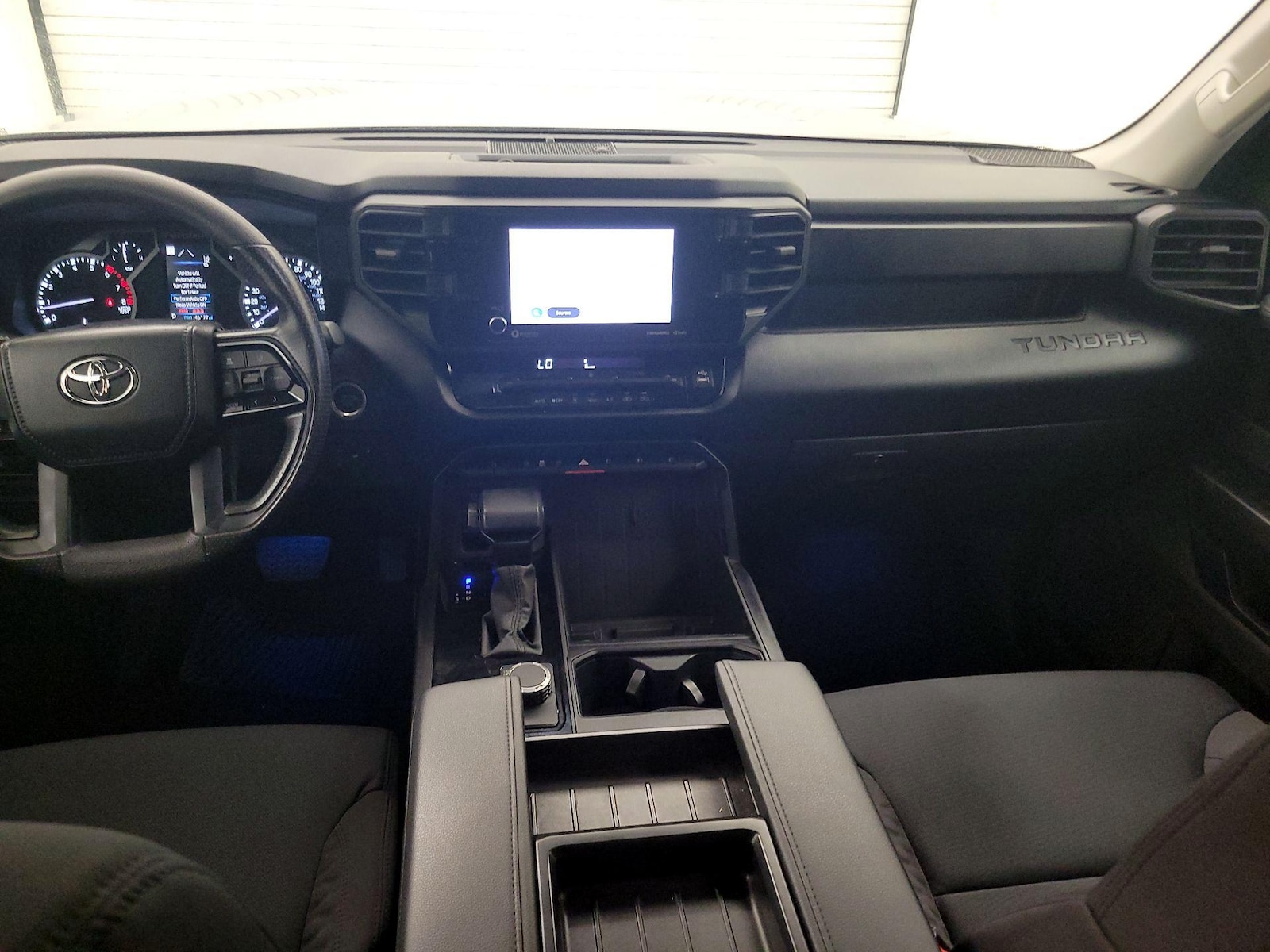 2024 Toyota Tundra SR5 - Photo 10