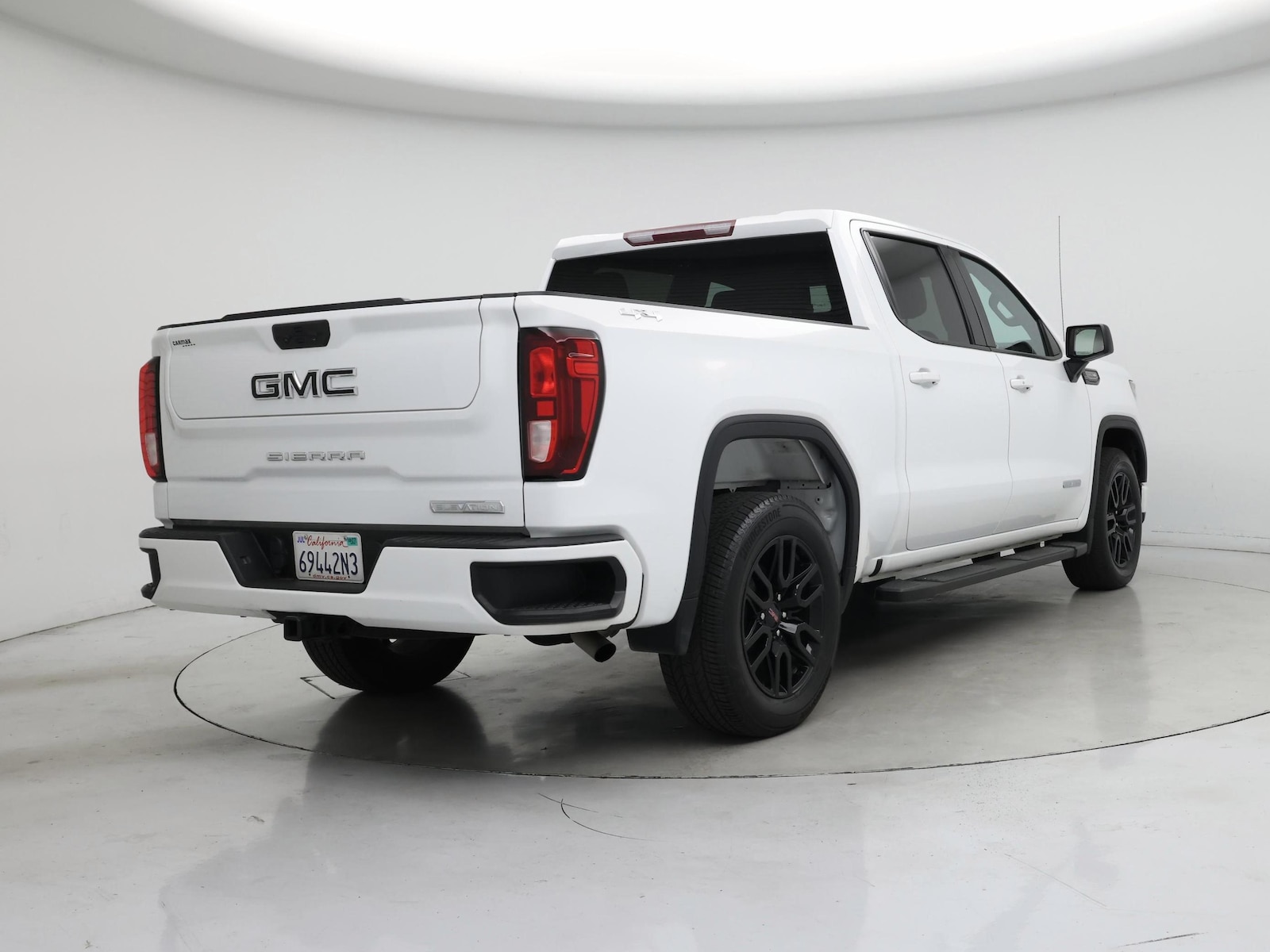 2022 GMC Sierra 1500 Elevation - Photo 9