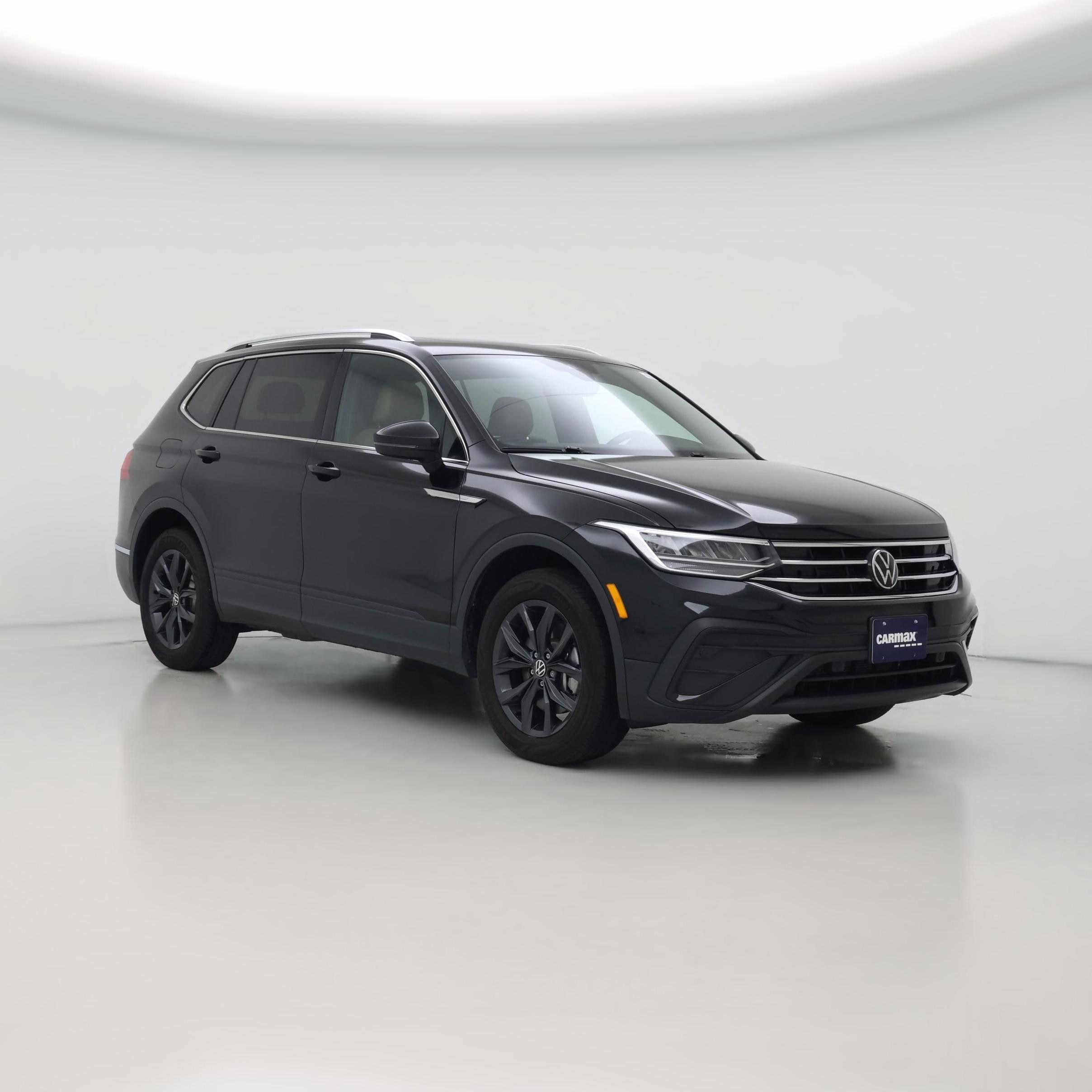 Thumbnail: 2024 Volkswagen Tiguan - 1