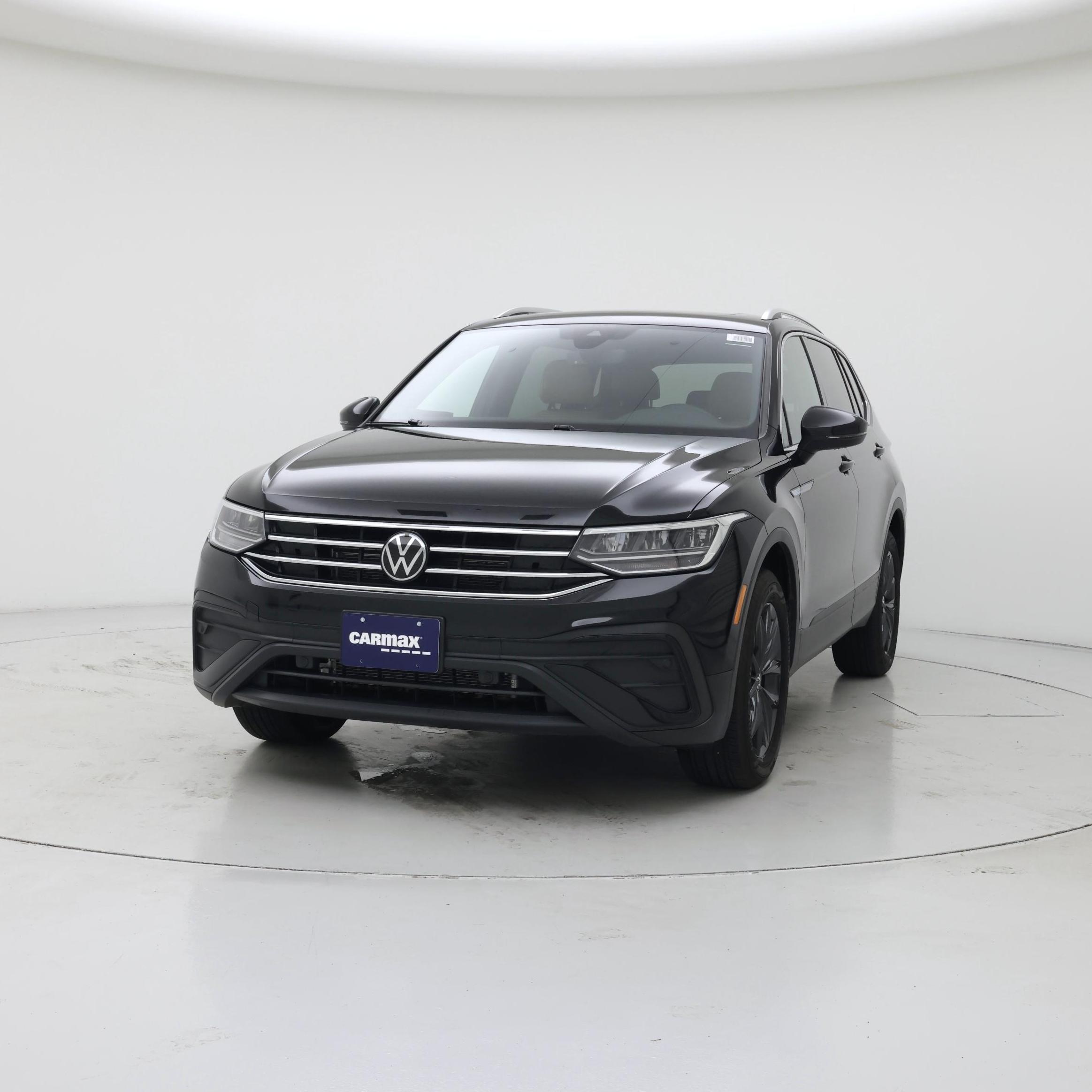 Thumbnail: 2024 Volkswagen Tiguan - 4