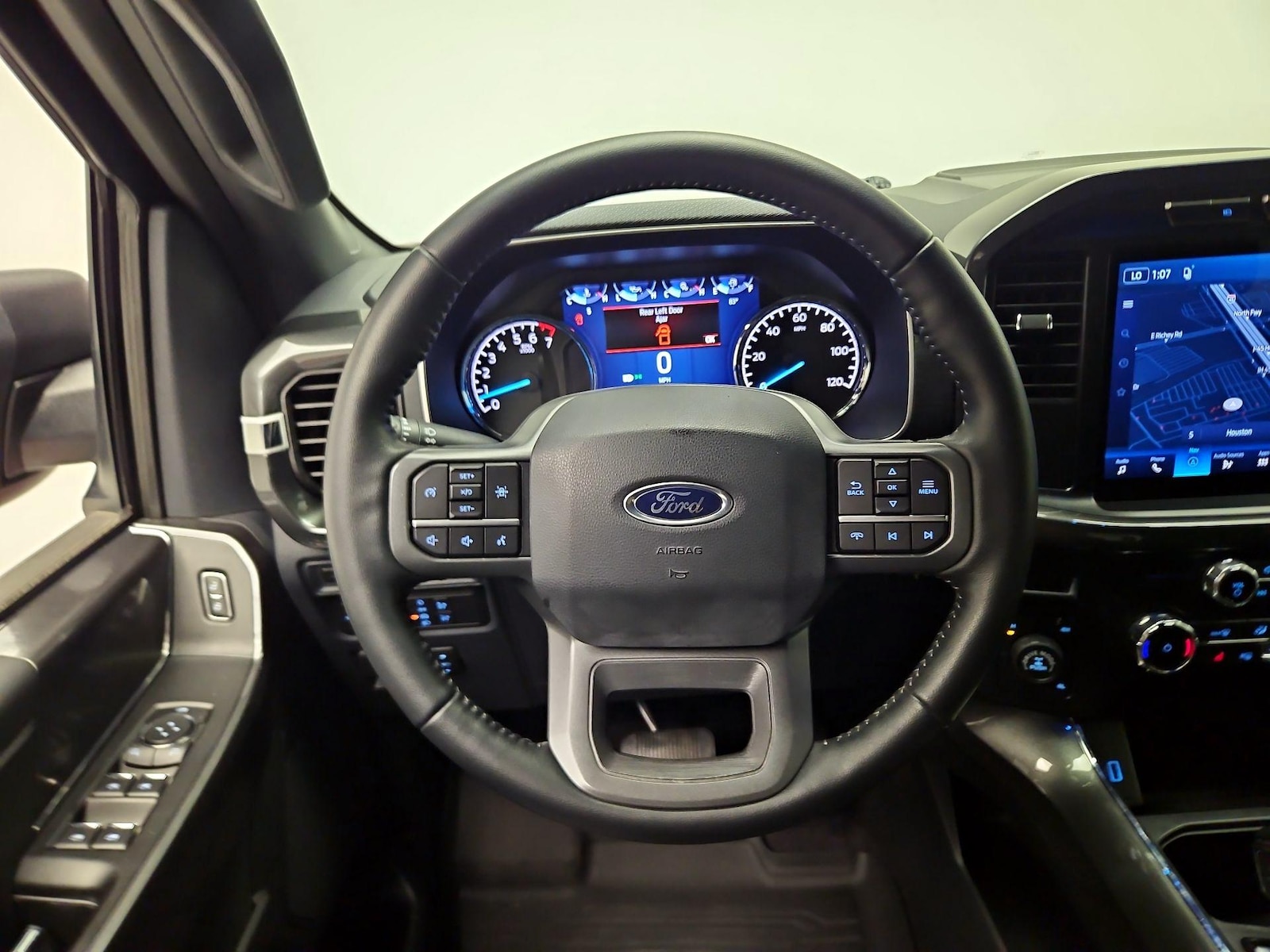 2022 Ford F-150 XL - Photo 11