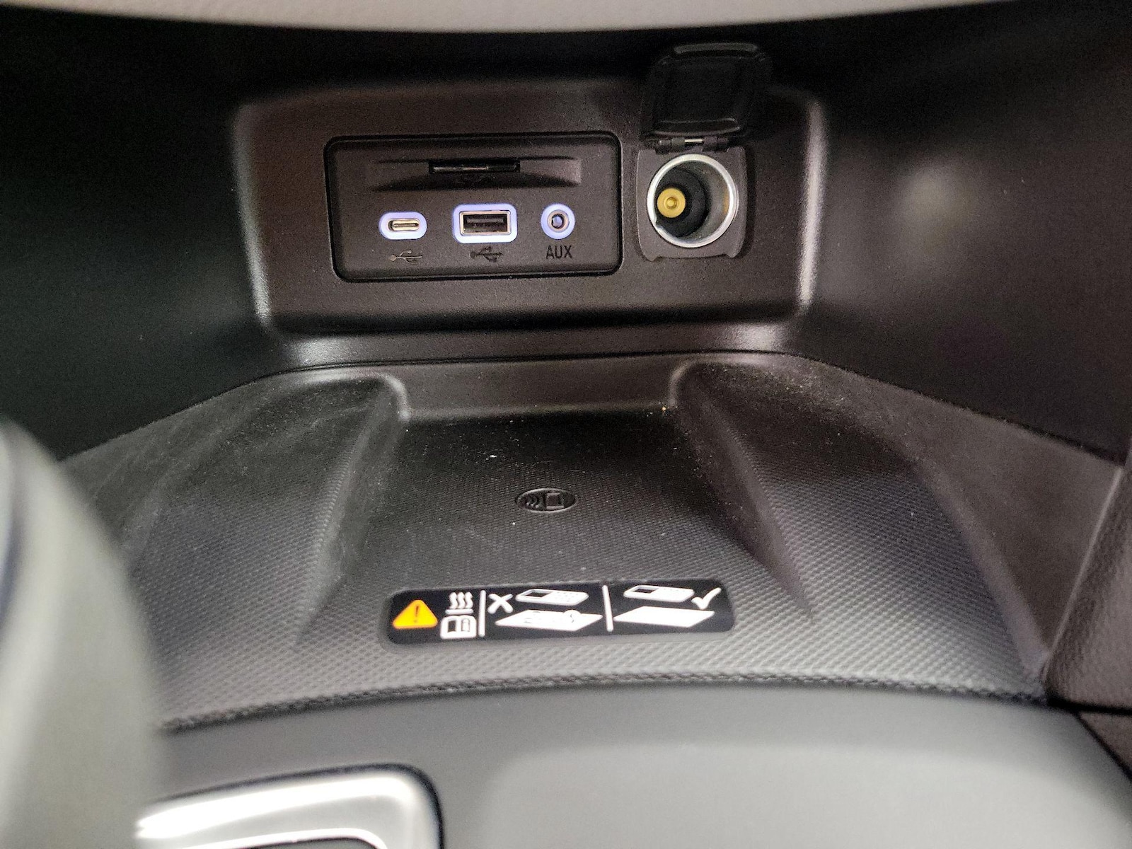 2020 Chevrolet Equinox Premier - Photo 19