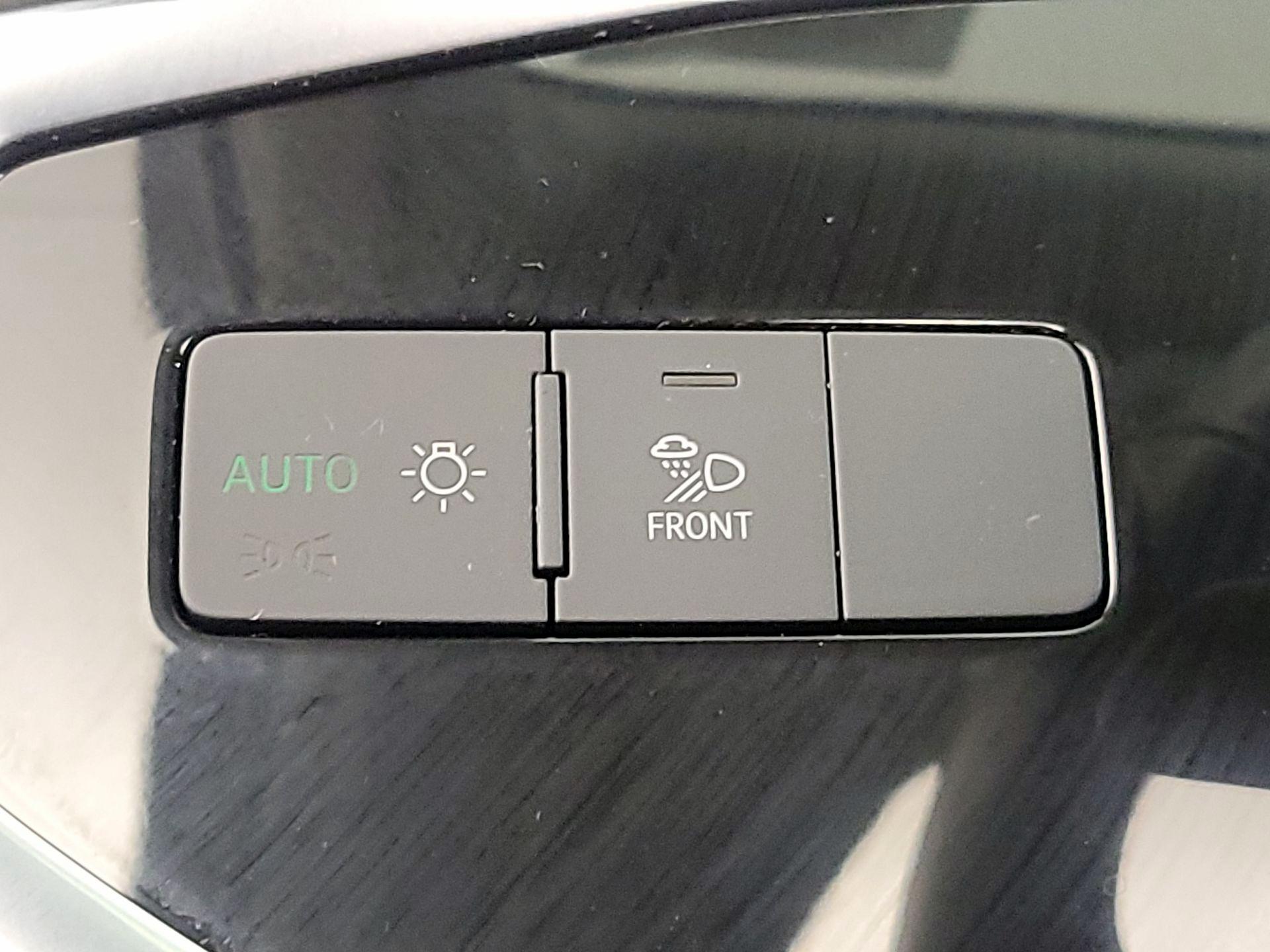 Thumbnail: 2024 Audi Q3 - 13