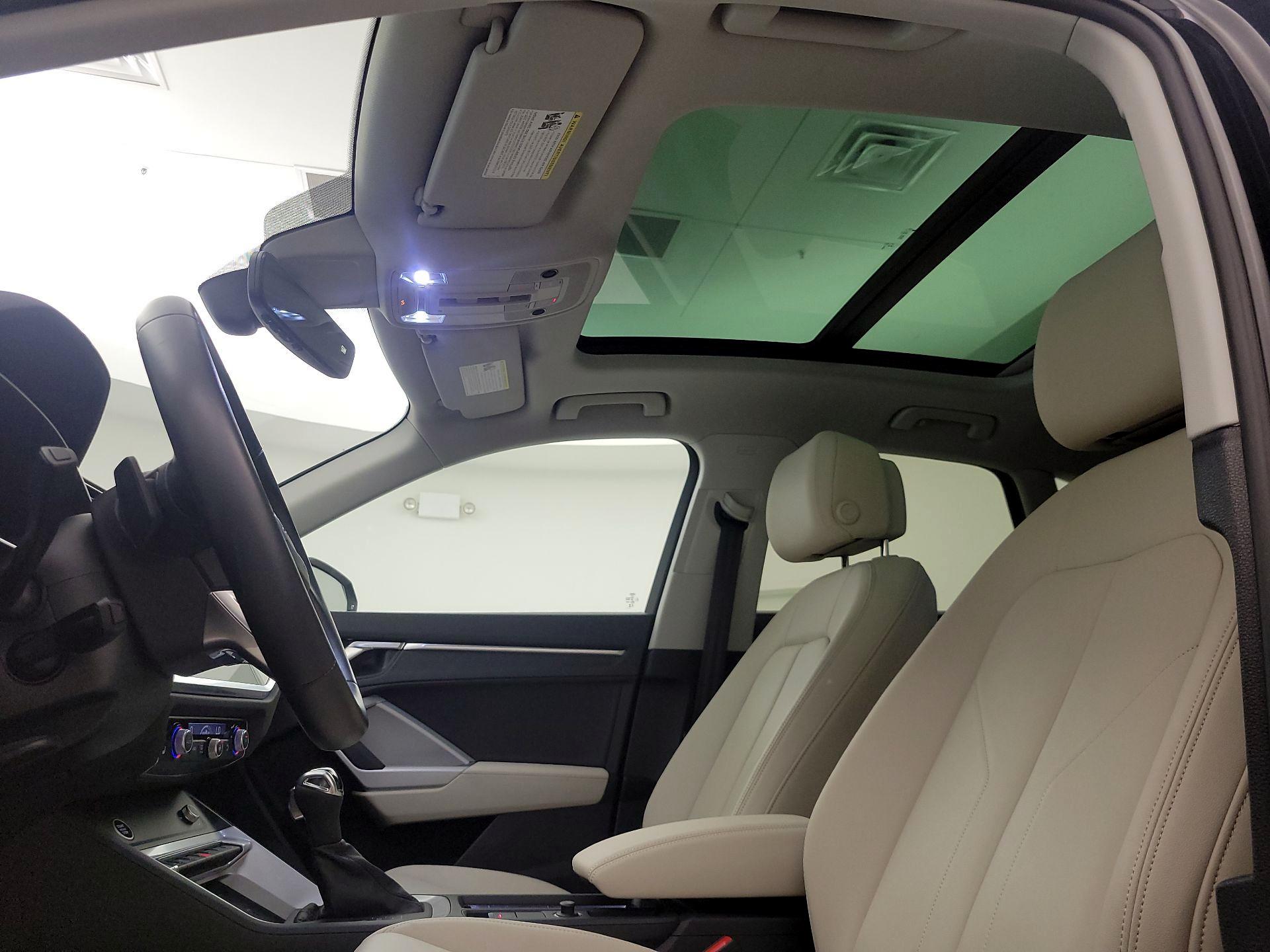 Thumbnail: 2024 Audi Q3 - 19